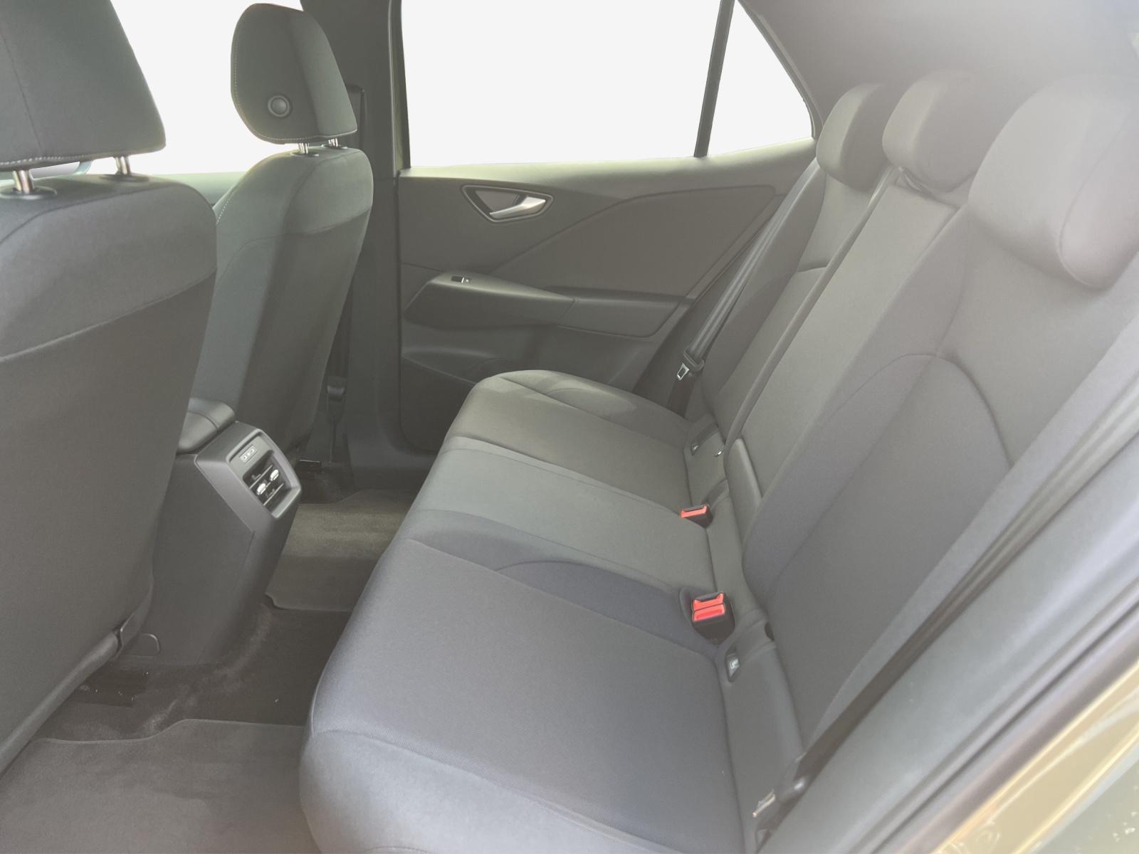 VW ID.3 Neo 50 kWh 170PS Life-image-11