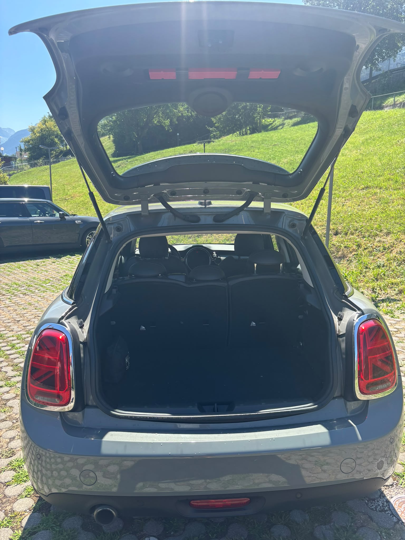 MINI 1.5i Cooper-image-3