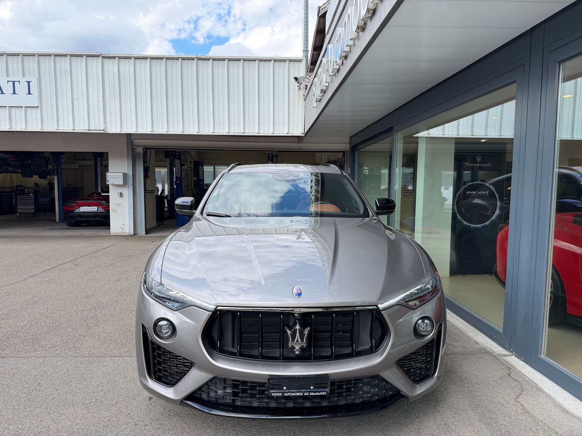 MASERATI Levante S 3.0V6 GranSport-image-10
