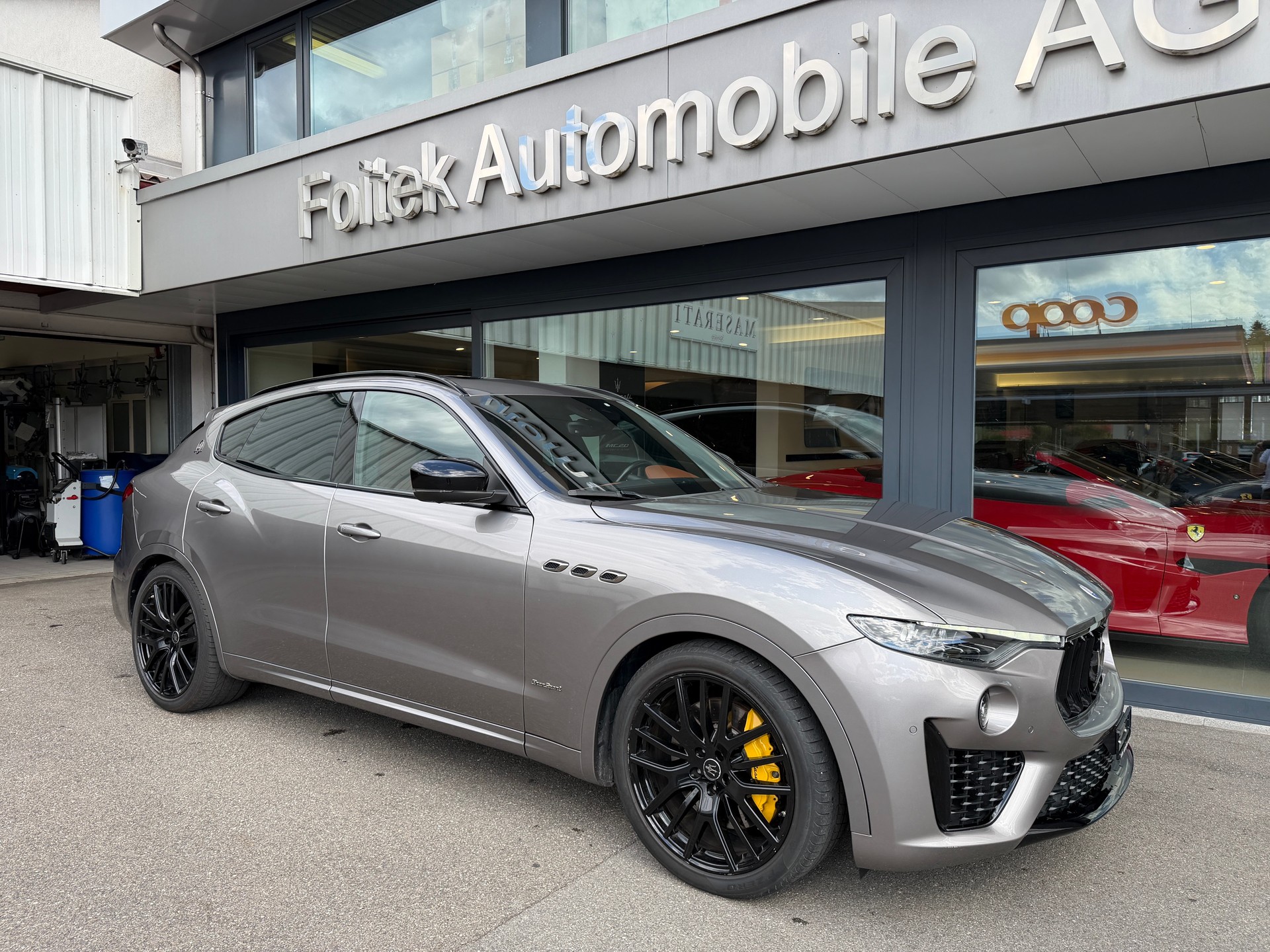 MASERATI Levante S 3.0V6 GranSport-image-2