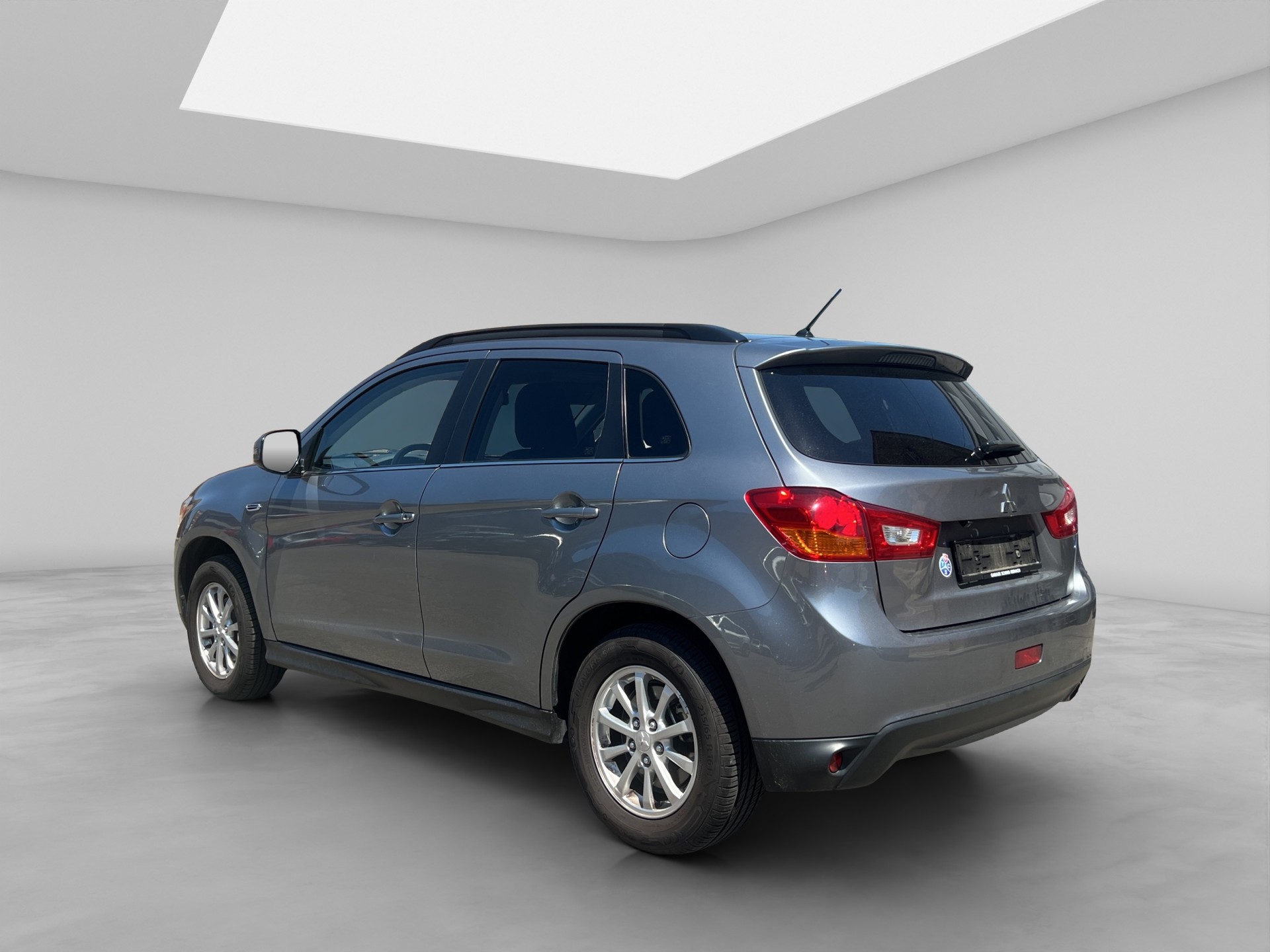 MITSUBISHI ASX 2.2 DID Navigator 4WD Automatic-image-3