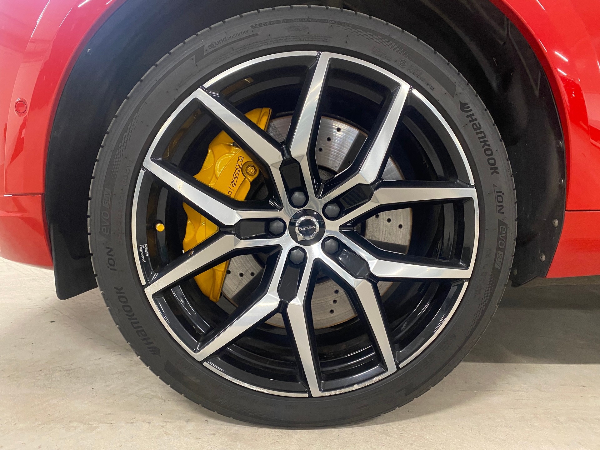 VOLVO XC60 2.0 T8 TE Polestar eAWD-image-15