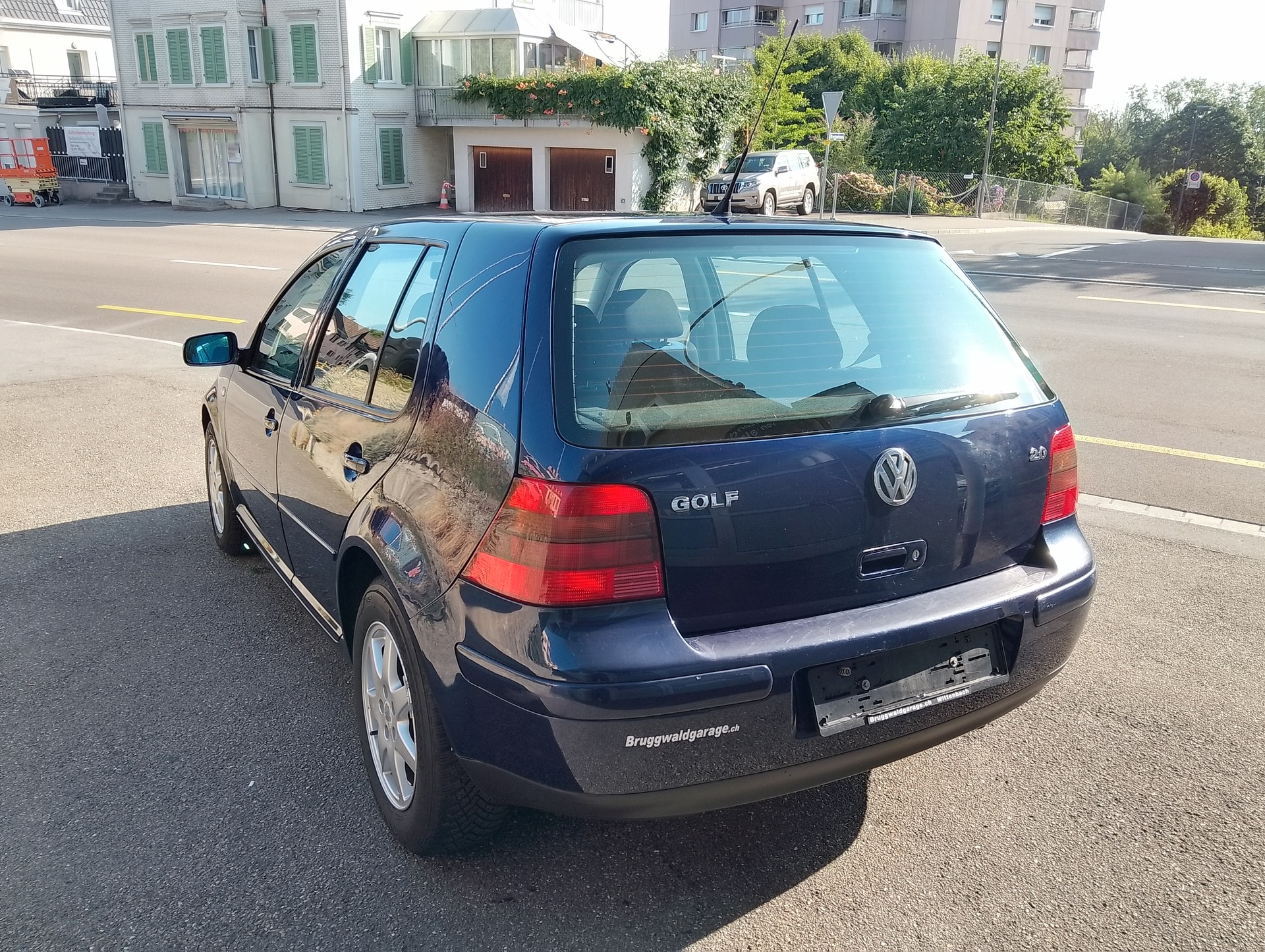 VW Golf 2.0 Trendline-image-9