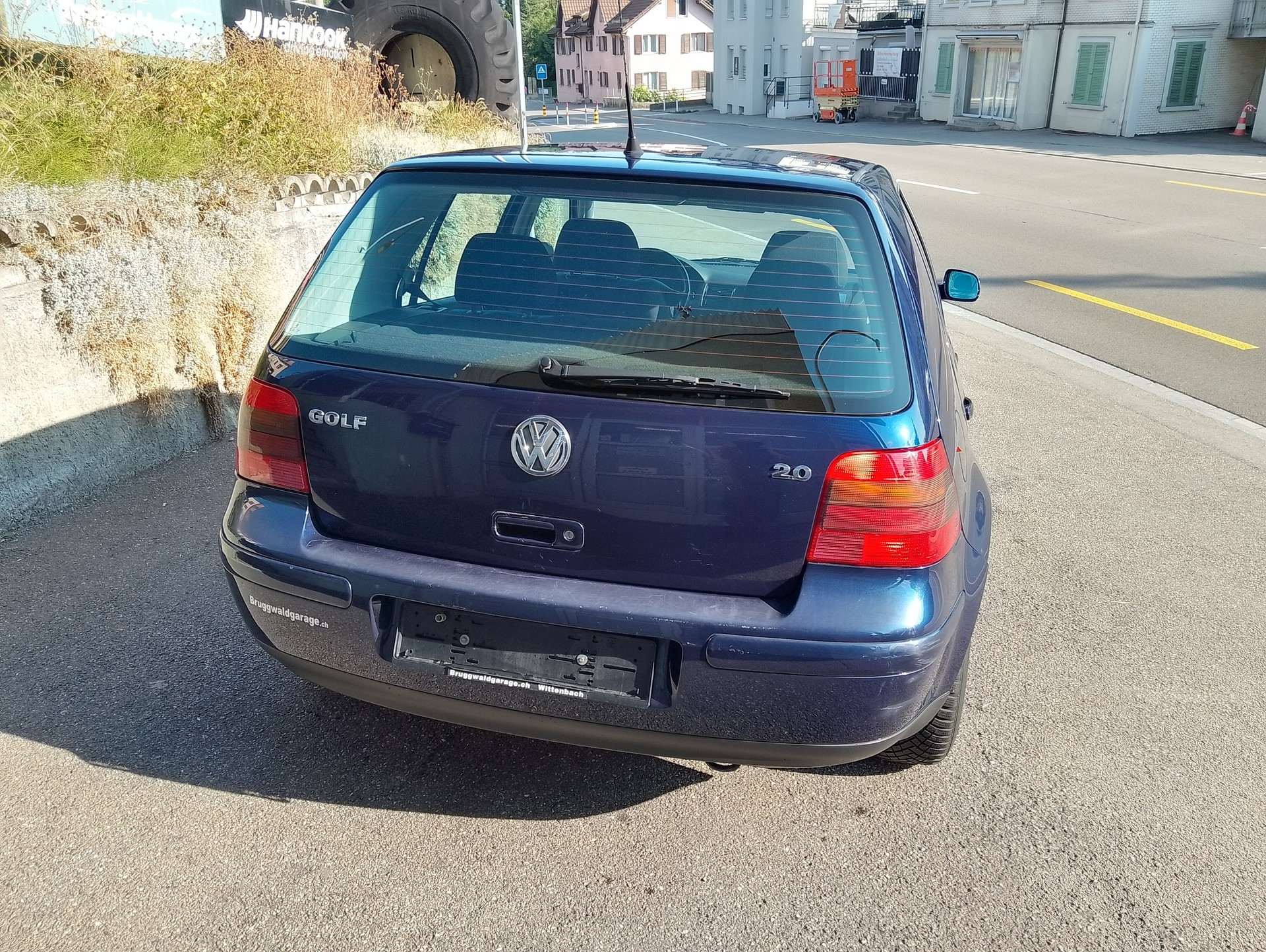 VW Golf 2.0 Trendline-image-8