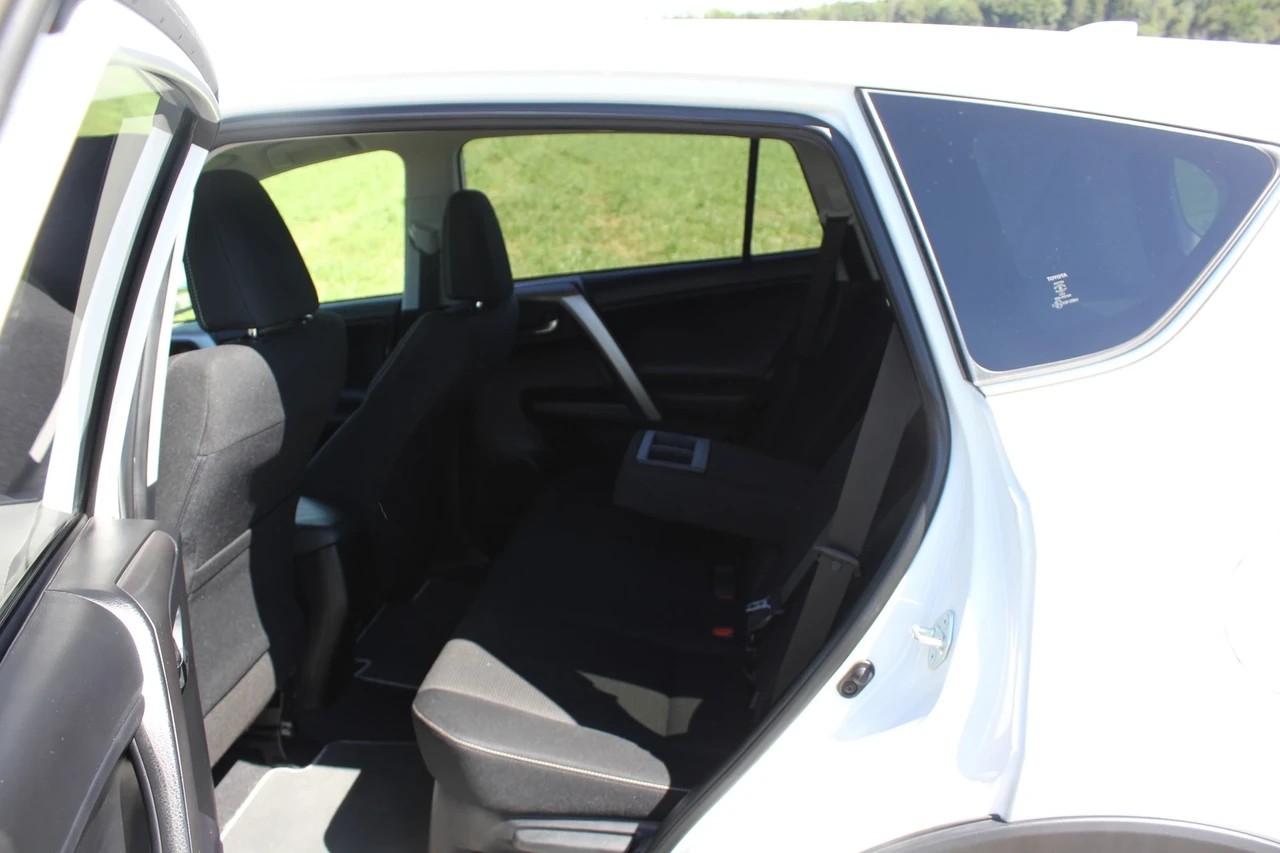 TOYOTA RAV-4 2.5 HSD Comfort e-CVT-image-8