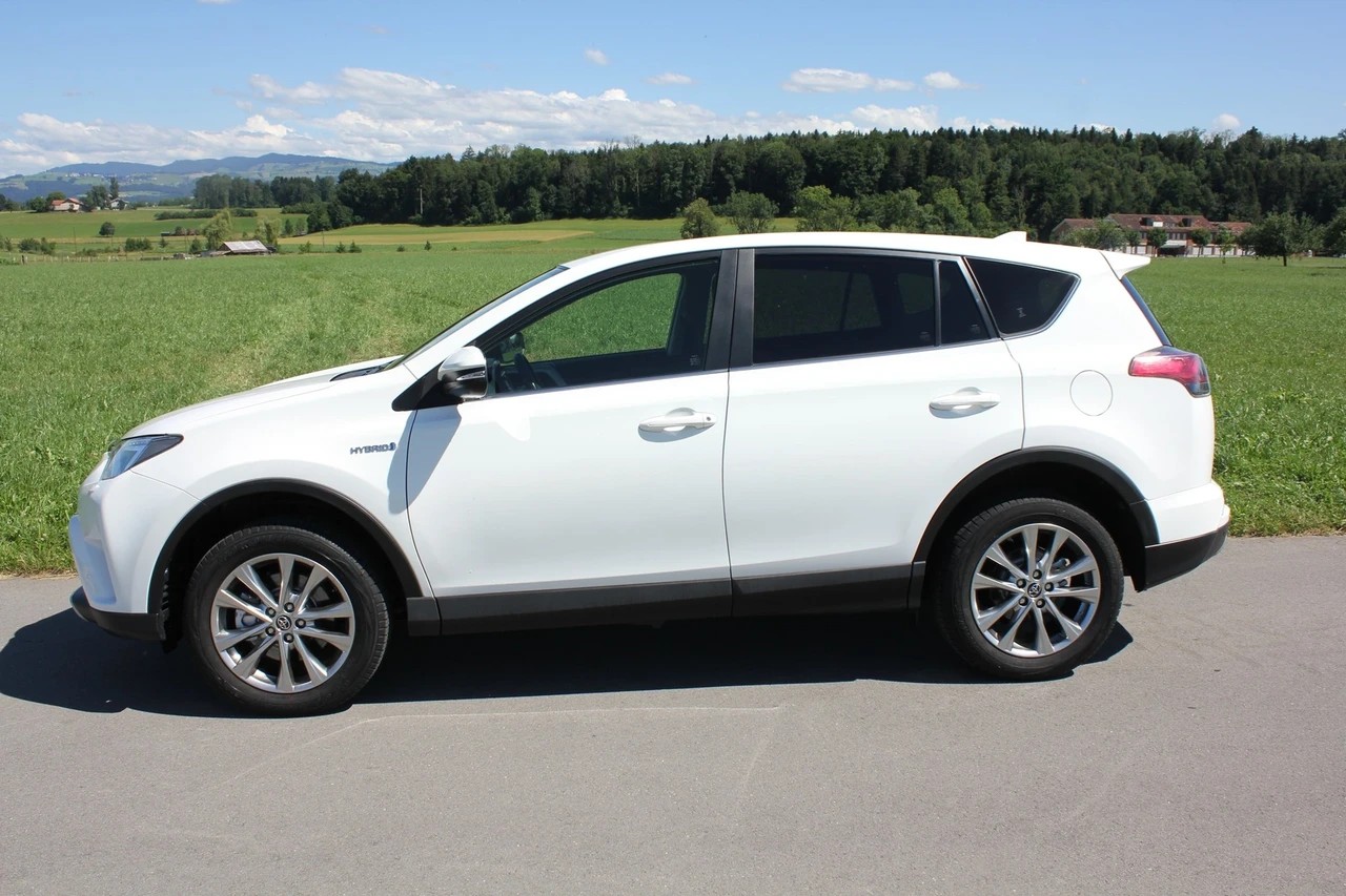 TOYOTA RAV-4 2.5 HSD Comfort e-CVT-image-4