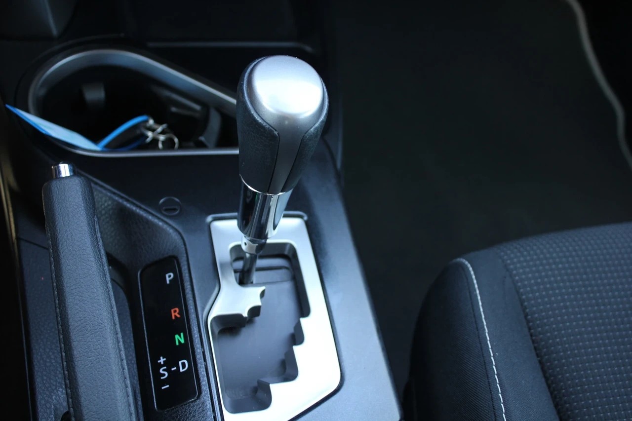 TOYOTA RAV-4 2.5 HSD Comfort e-CVT-image-13