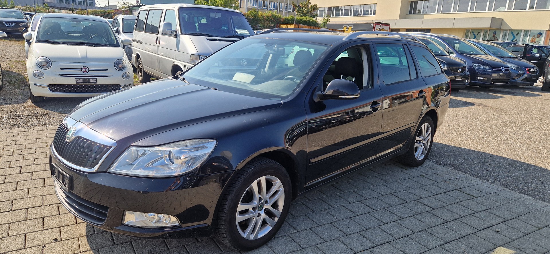 SKODA Octavia Combi 1.8 TSI Adventure 4x4-image-0