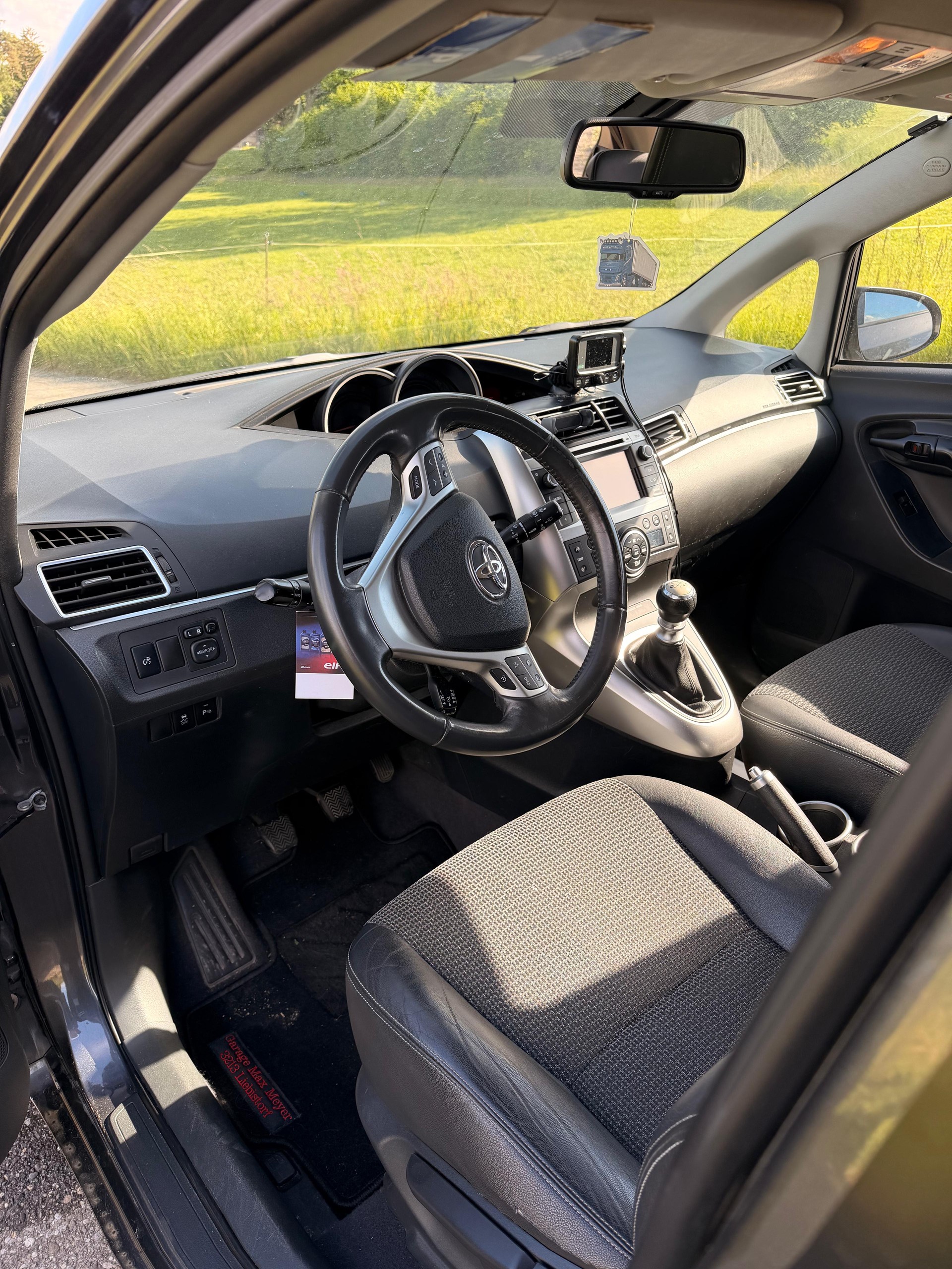 TOYOTA 1.8 VVT-i Sol 7P-image-2