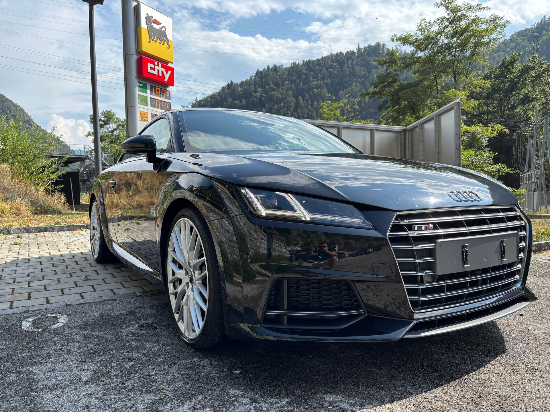 AUDI 2.0 TFSI quattro S-Tronic-image-2