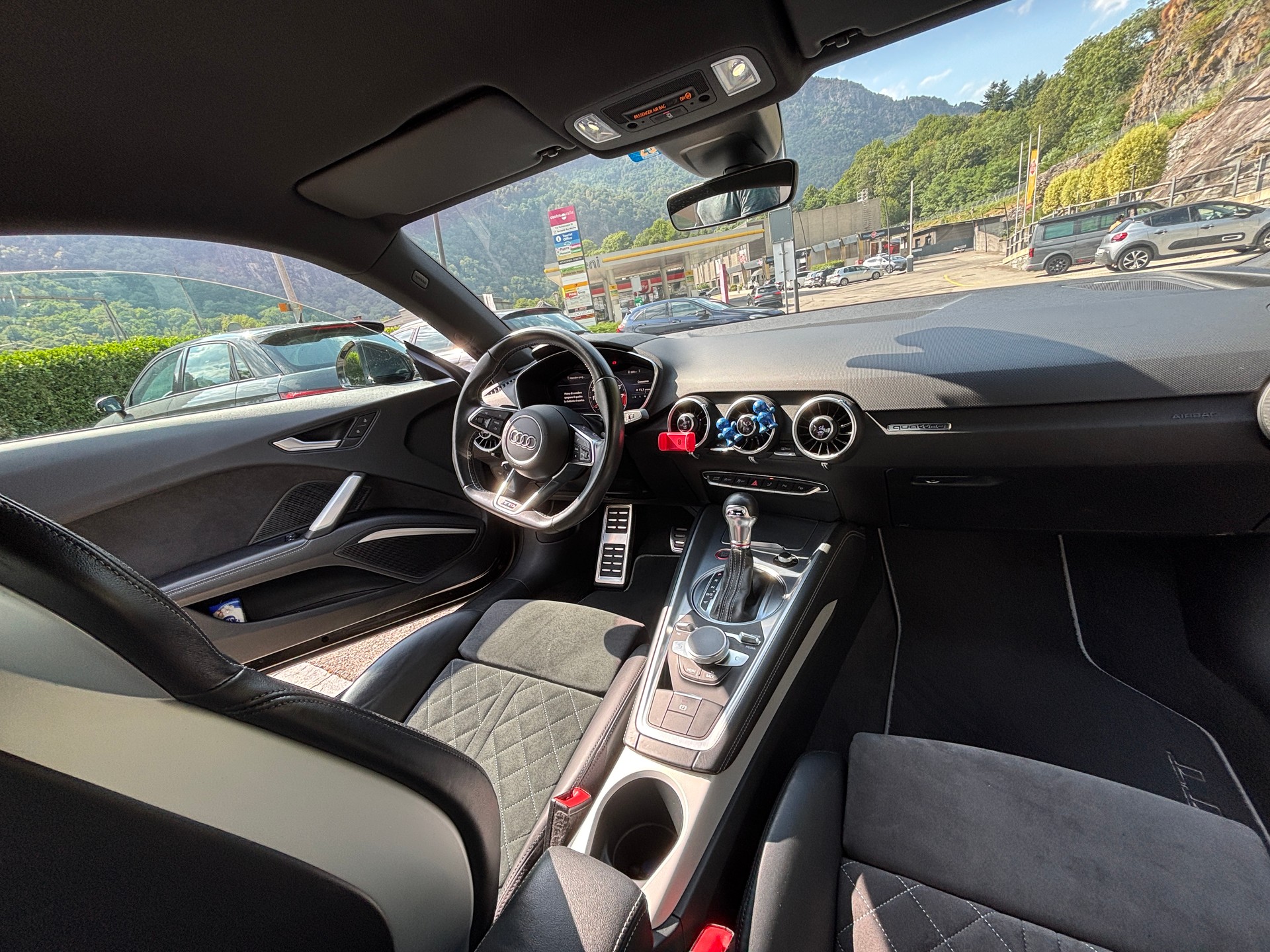 AUDI 2.0 TFSI quattro S-Tronic-image-4