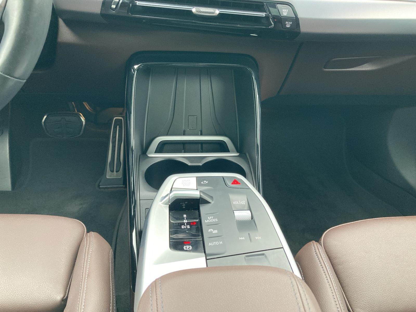 BMW 223i xDrive SDKG Active Tourer-image-14
