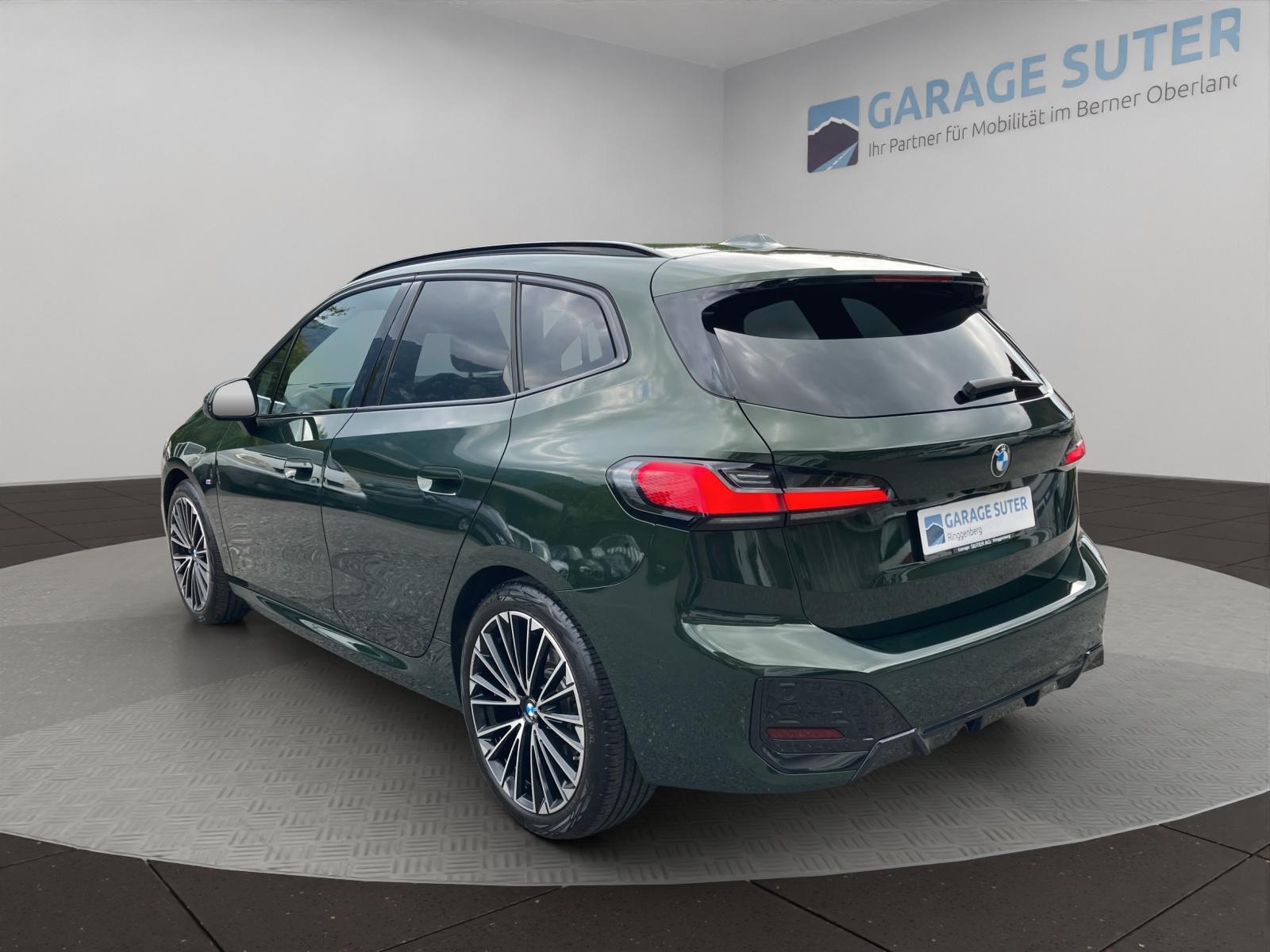 BMW 223i xDrive SDKG Active Tourer-image-2