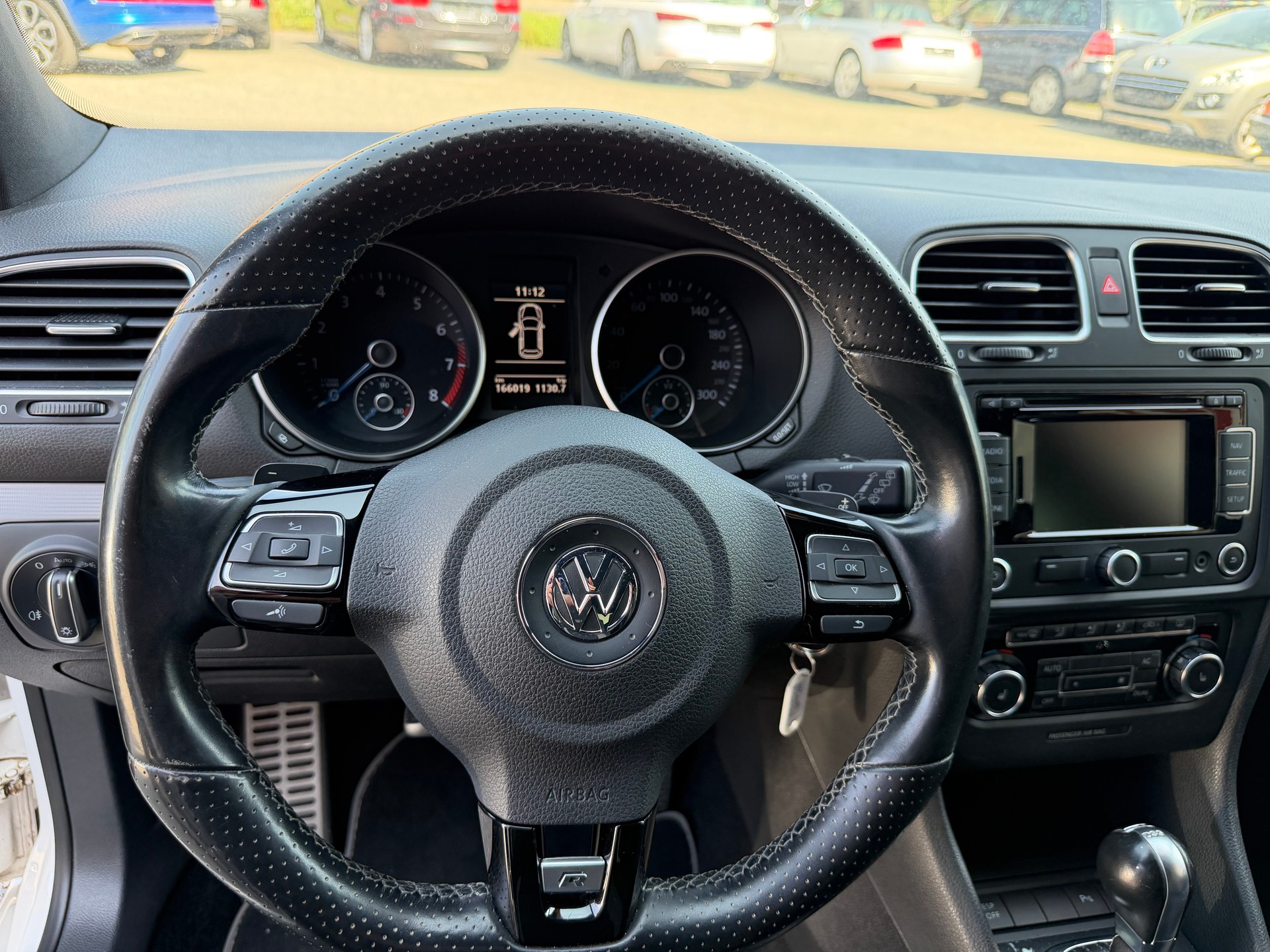 VW Golf 2.0 TSI R 4Motion DSG-image-13