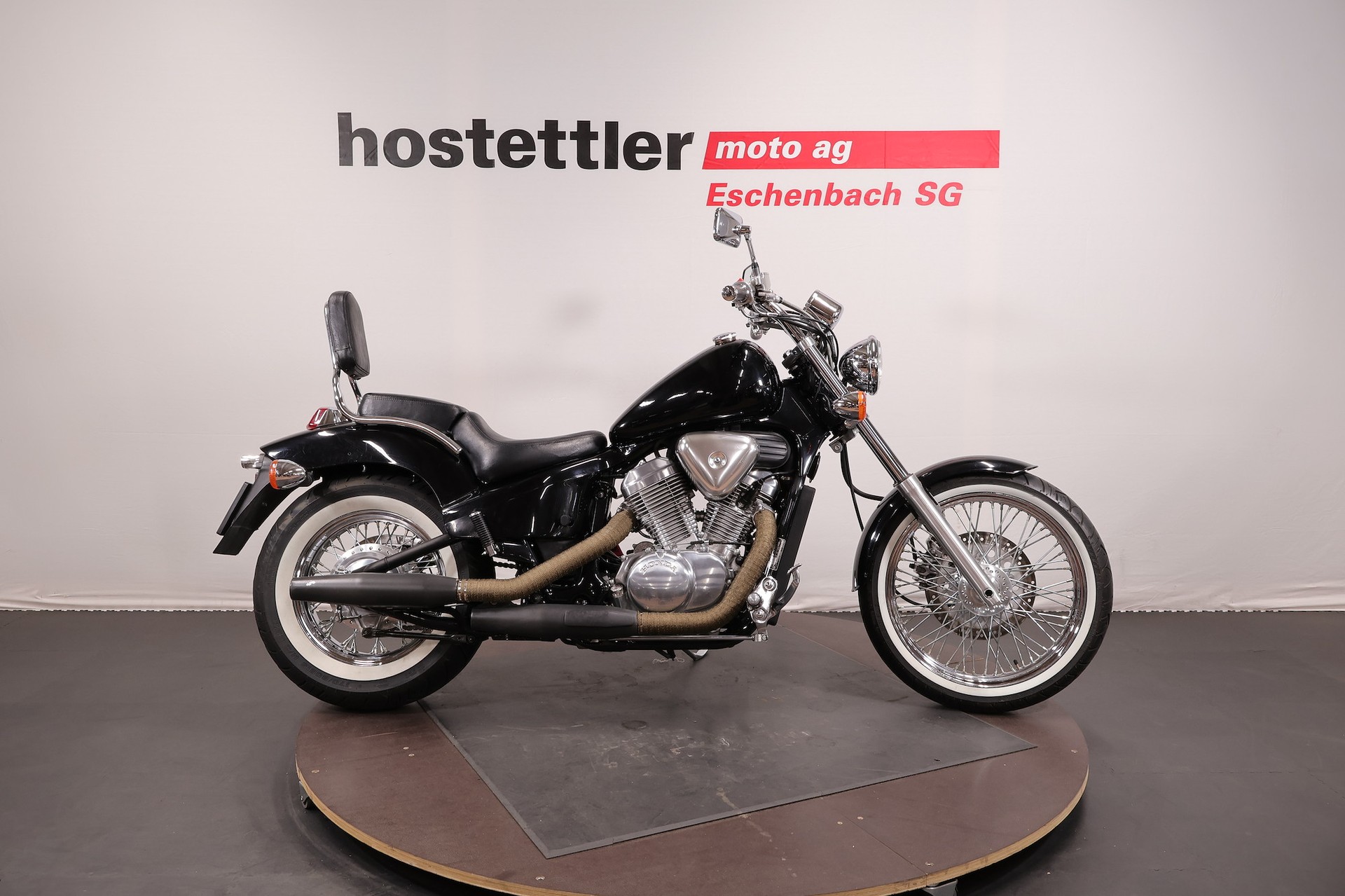 HONDA VT 600 C Shadow P-Y-showroom-element-1