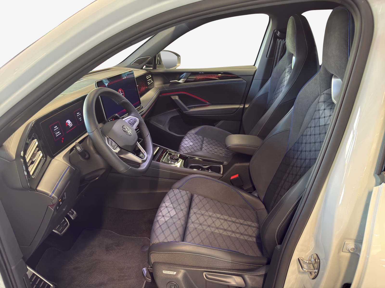 VW Tiguan 1.5 TSI evo2 eHybrid R-Line DSG-image-8