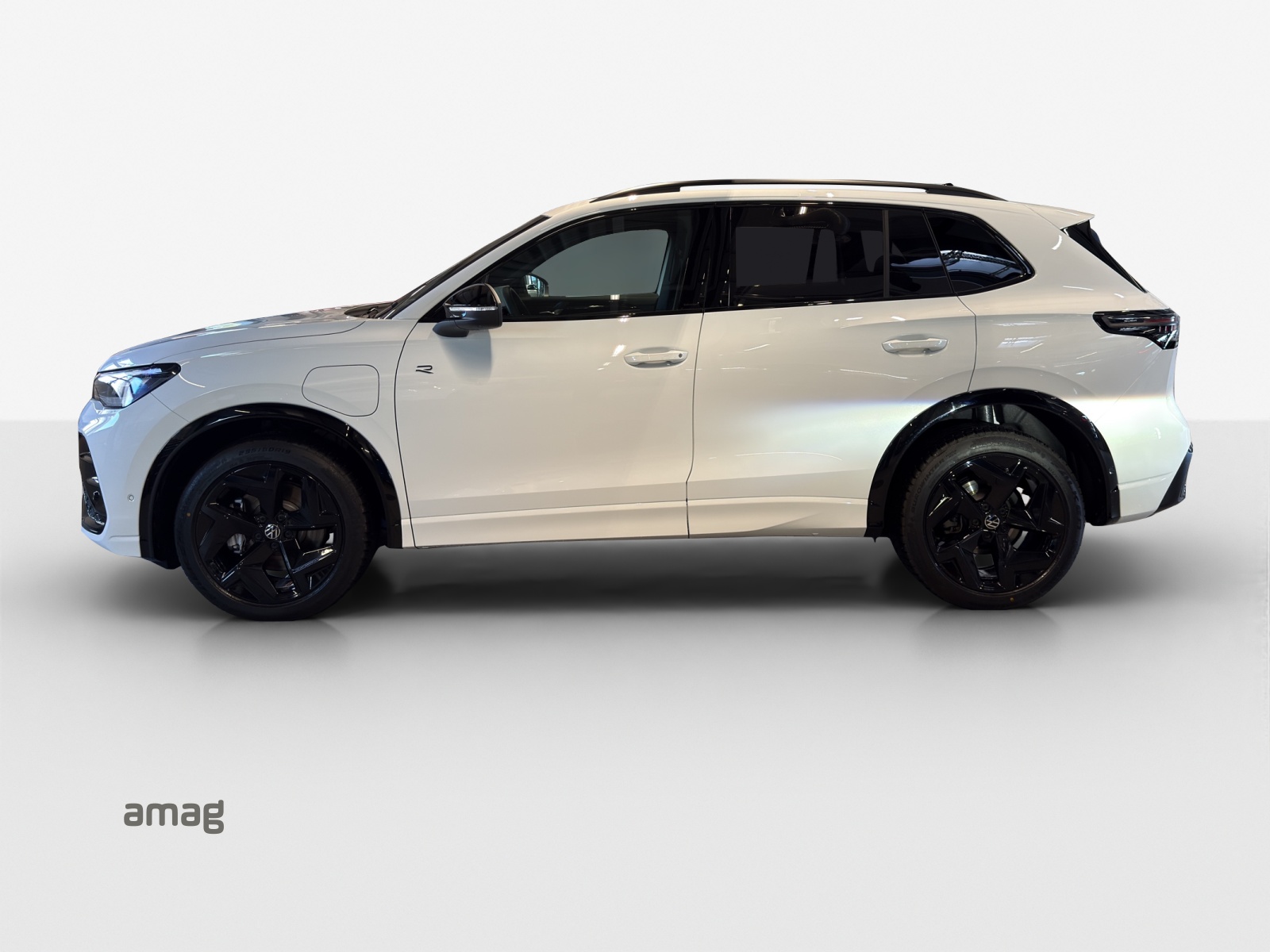 VW Tiguan 1.5 TSI evo2 eHybrid R-Line DSG-image-2