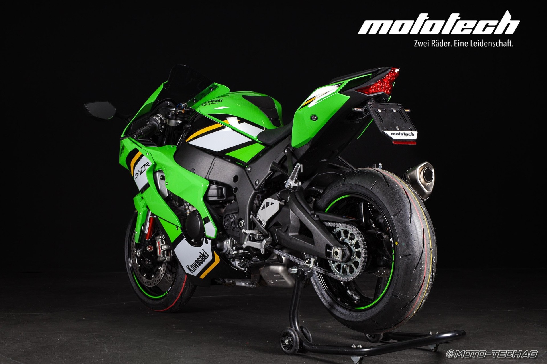 KAWASAKI Ninja ZX-10R MY25 Stage 1 + AKRAPOVIC-showroom-element-3