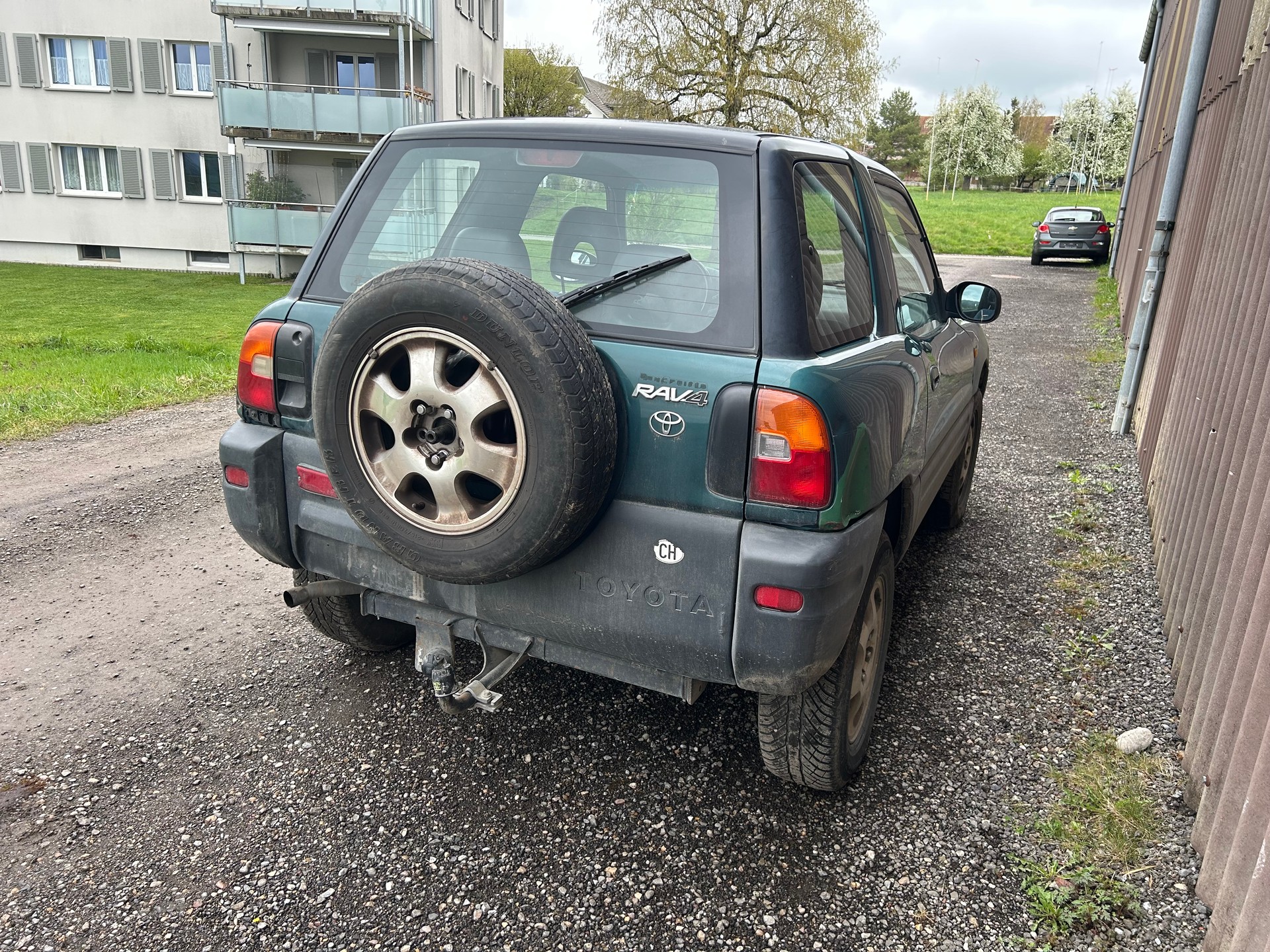 TOYOTA RAV-4-image-5