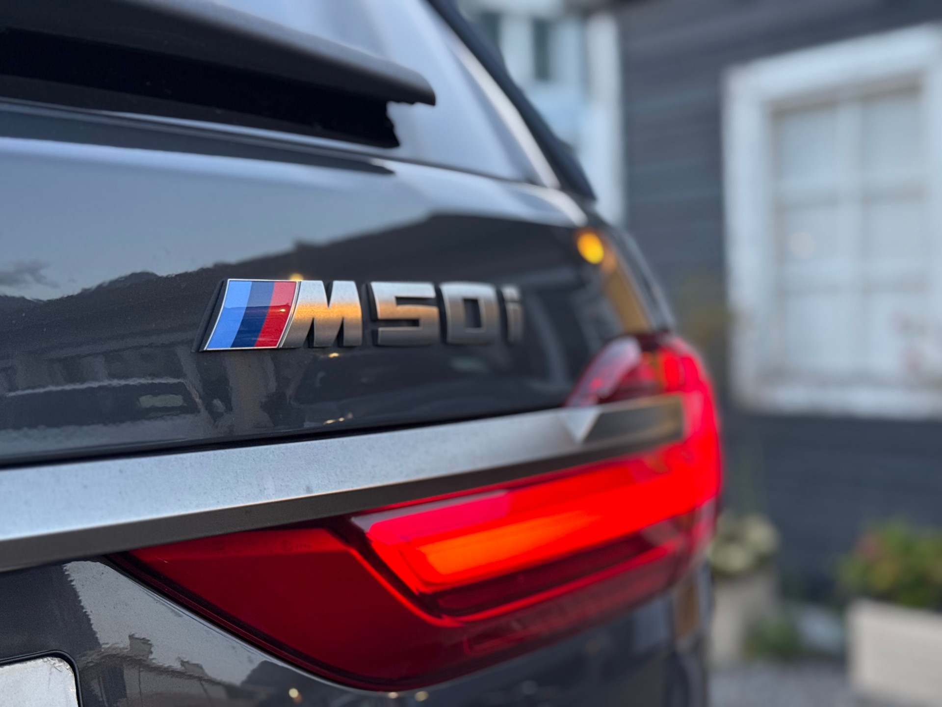 BMW X7 M50i-image-24