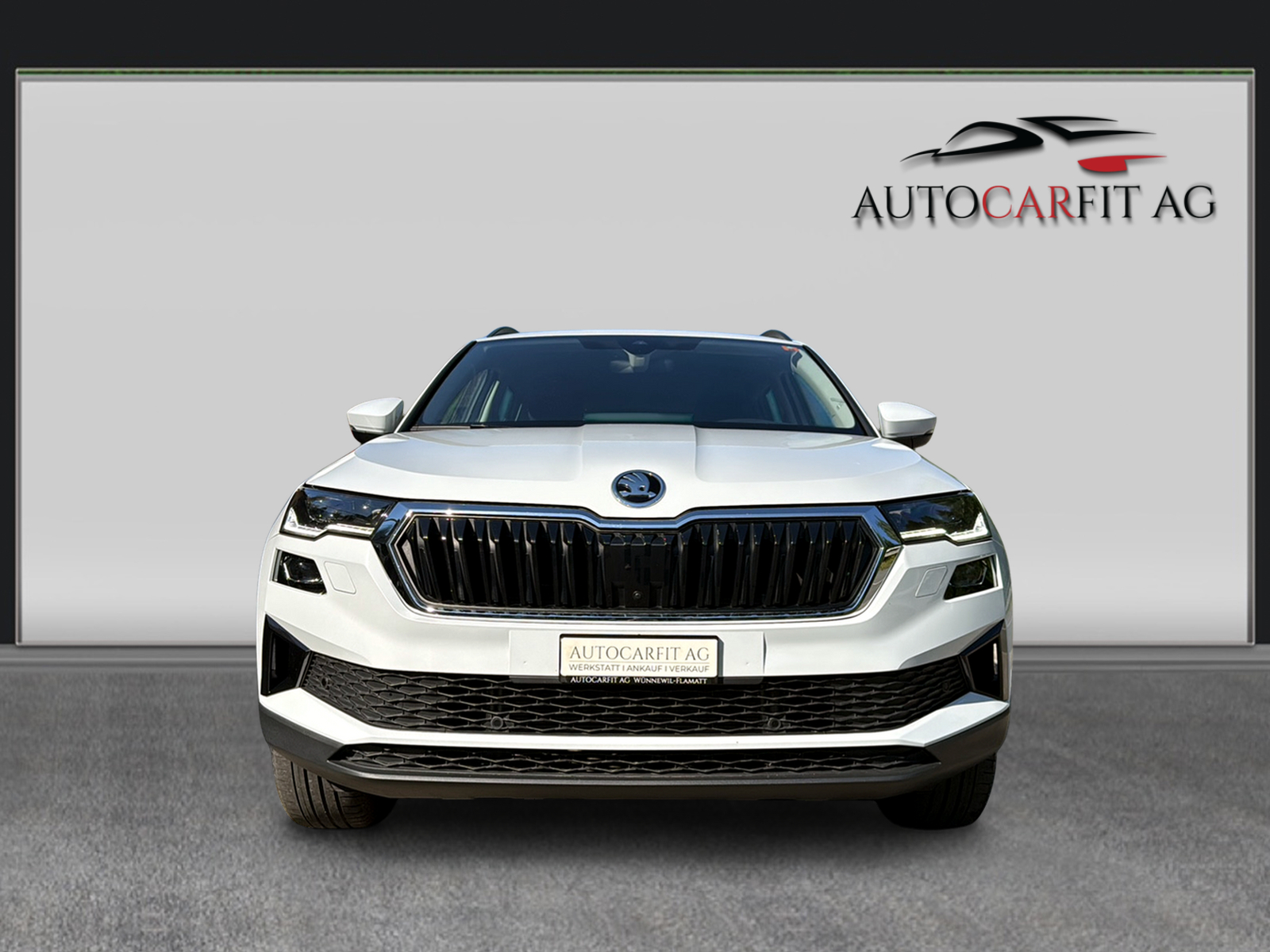 SKODA Karoq 2.0 TDI CR Style 4x4 DSG-image-1