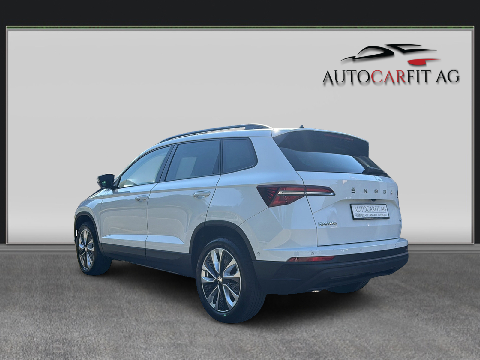 SKODA Karoq 2.0 TDI CR Style 4x4 DSG-image-3