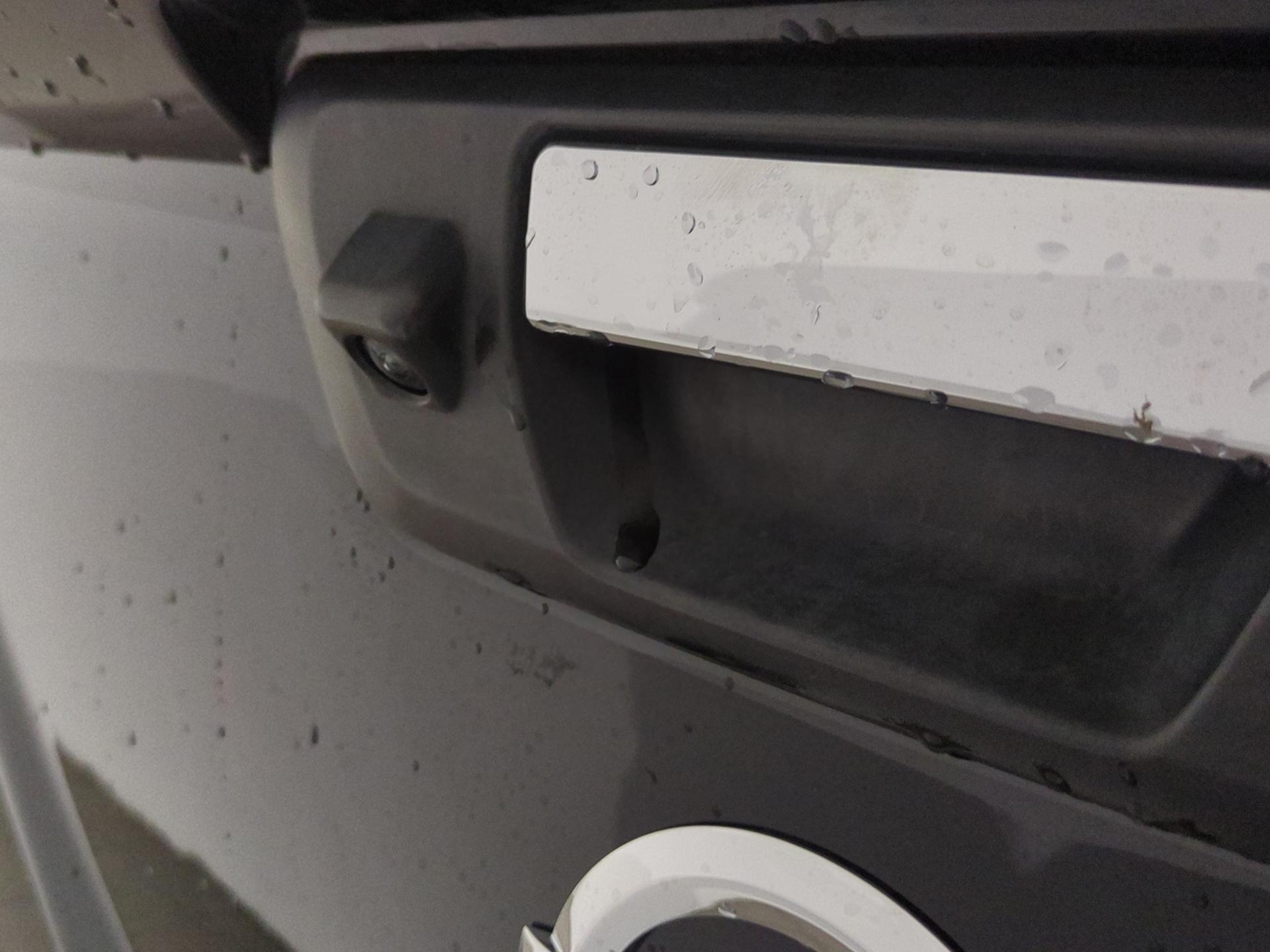 NISSAN Navara Double Cab N-Guard 2.3 dCi 4WD Automatic-image-19