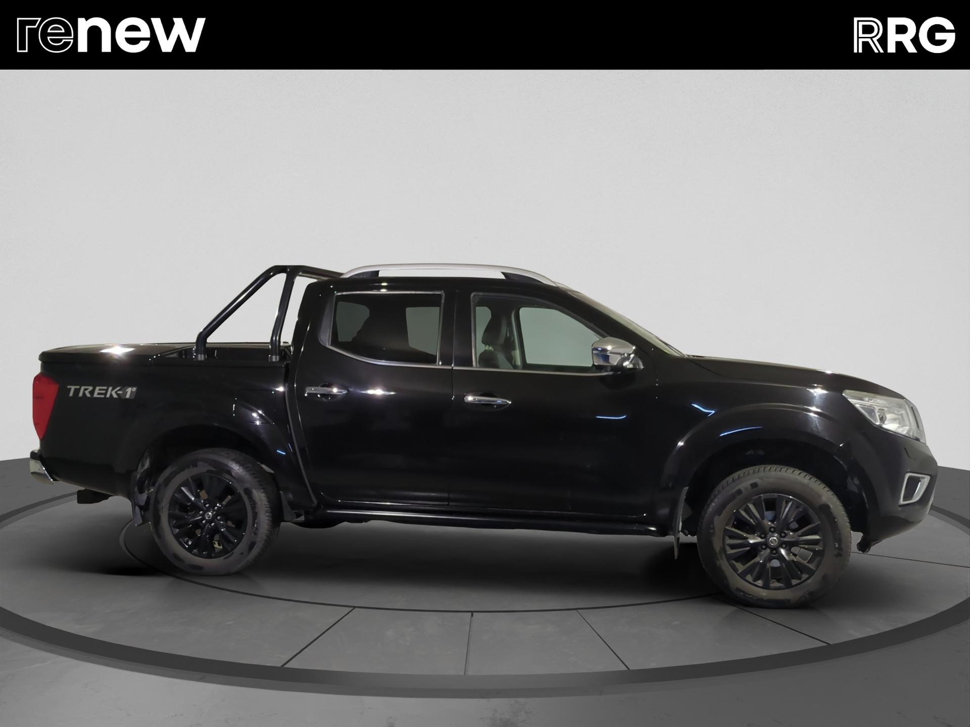 NISSAN Navara Double Cab N-Guard 2.3 dCi 4WD Automatic-image-1