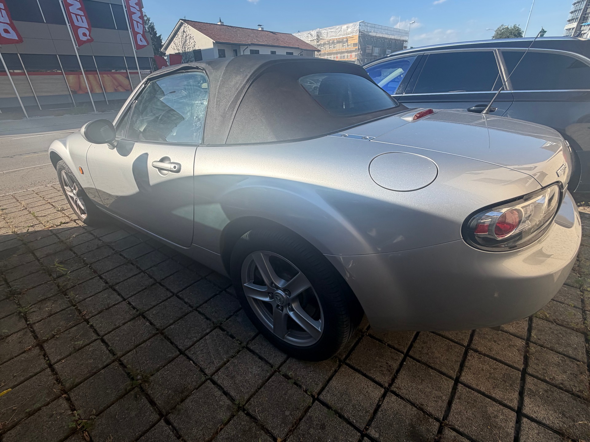 MAZDA MX-5 1.8i 16V Confort-image-3