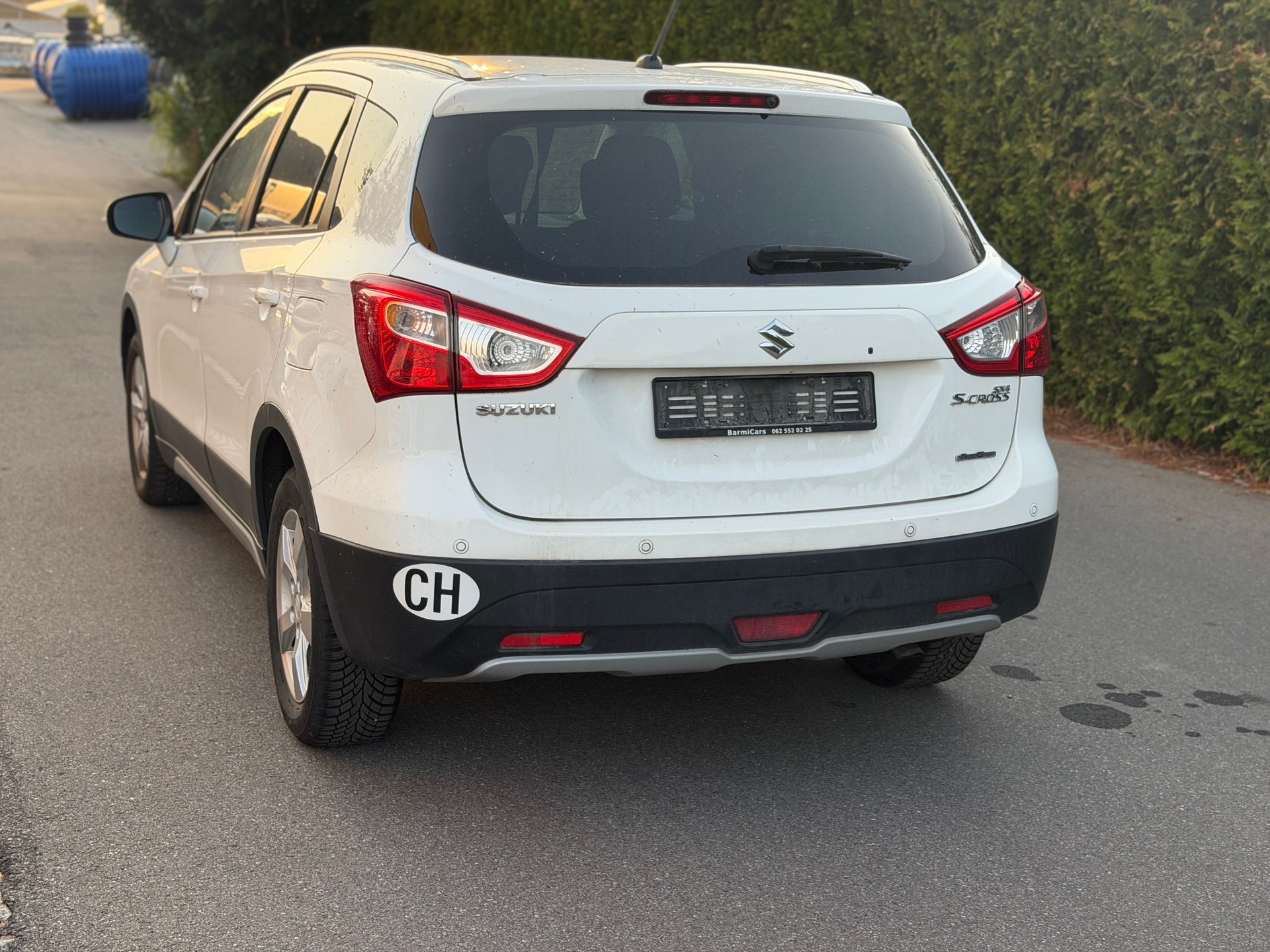 SUZUKI SX4 S-Cross 1.6 TD GL Top 4WD-image-3