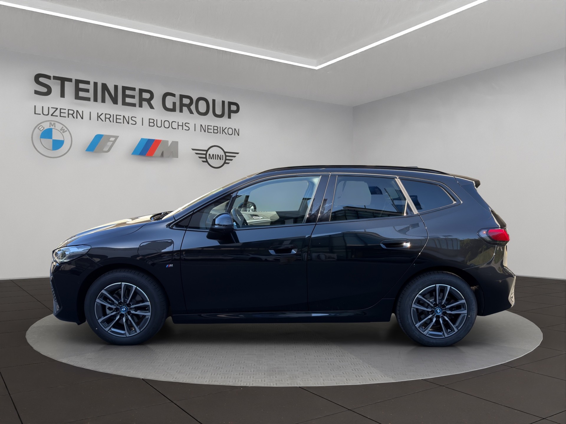 BMW 225e xDrive Active Tourer M Sport-image-8