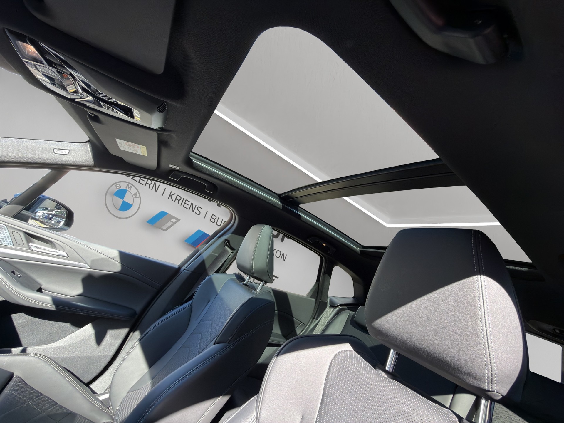 BMW 225e xDrive Active Tourer M Sport-image-12