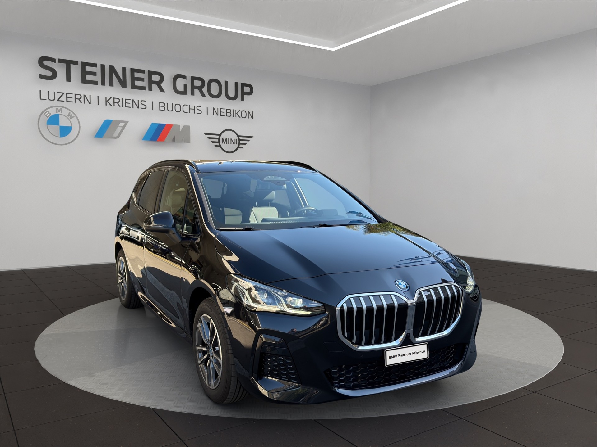 BMW 225e xDrive Active Tourer M Sport-image-3