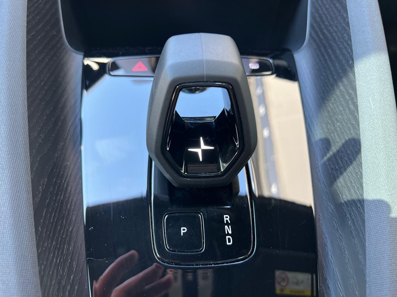 POLESTAR 2 Long Range Dual Motor-image-22