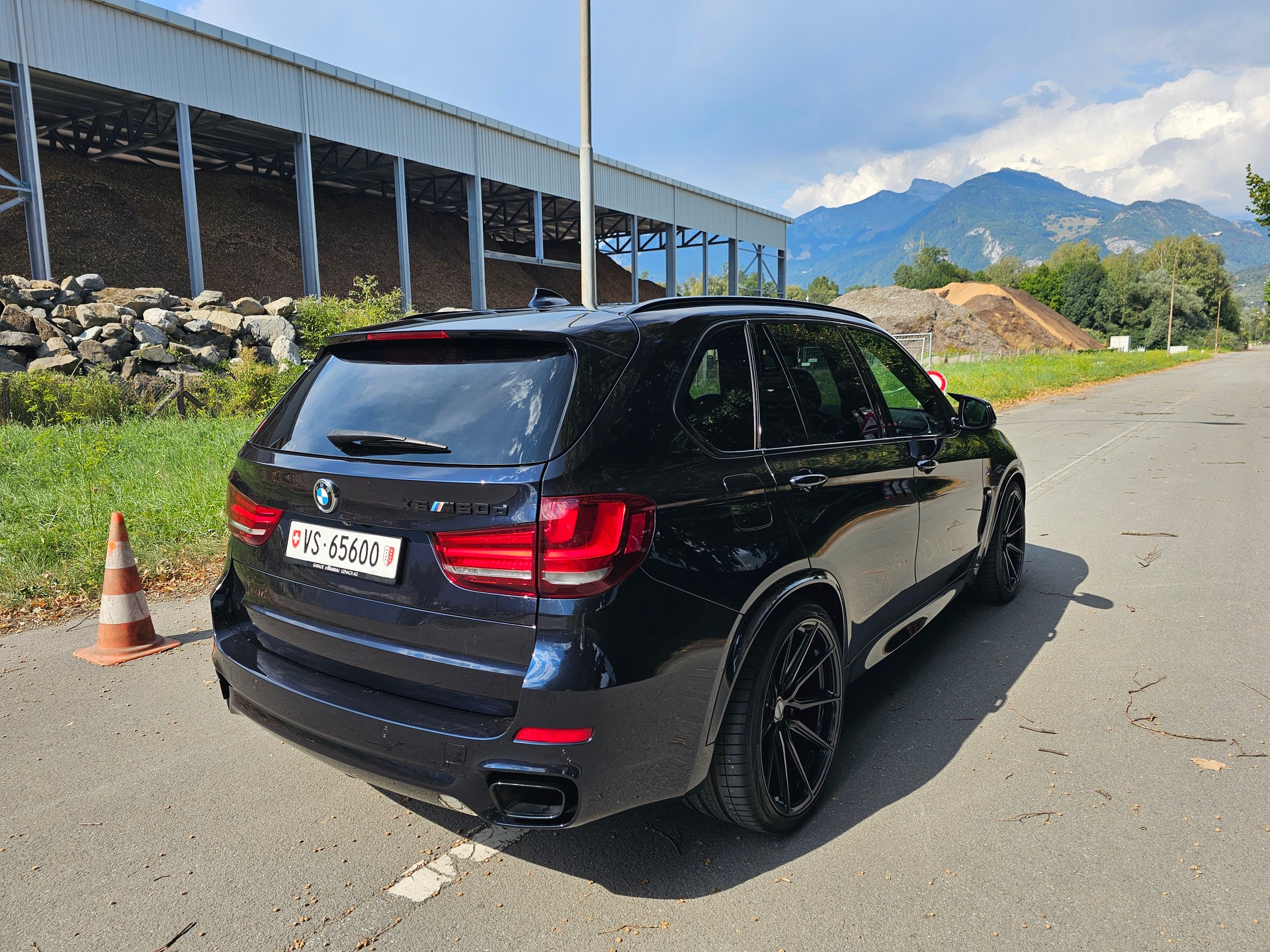 BMW M50d-image-2