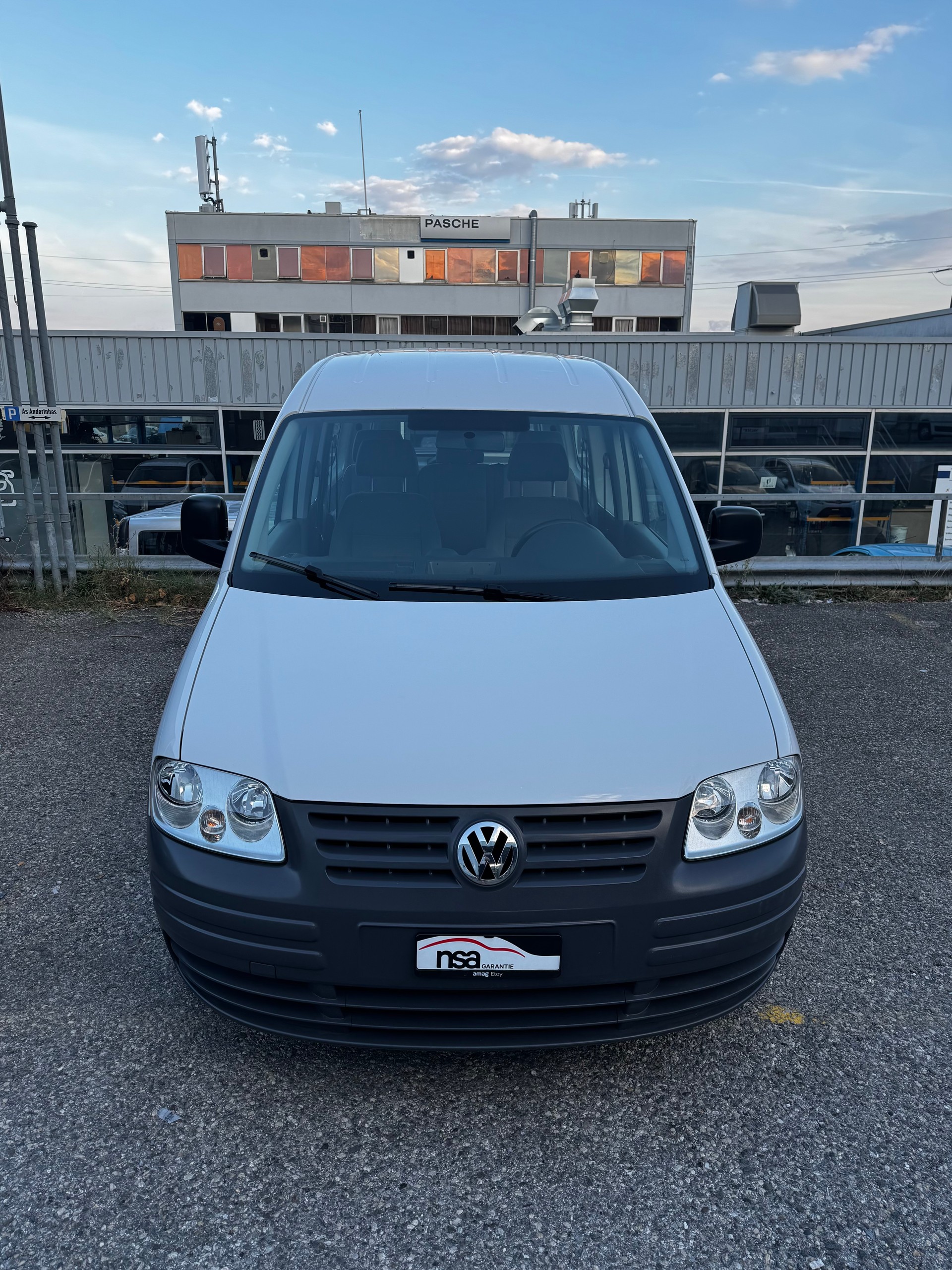 VW Caddy Maxi 1.9TDI-image-4