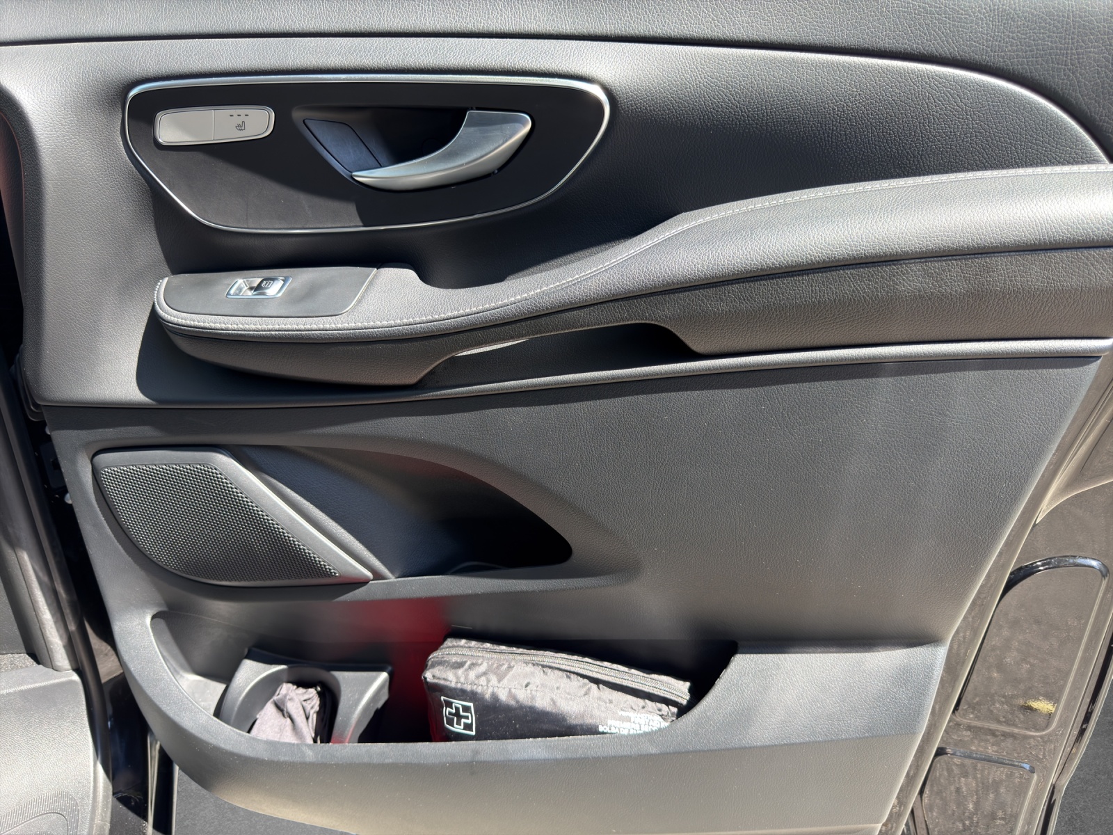MERCEDES-BENZ V 250 d Avantgarde L 4M-image-17