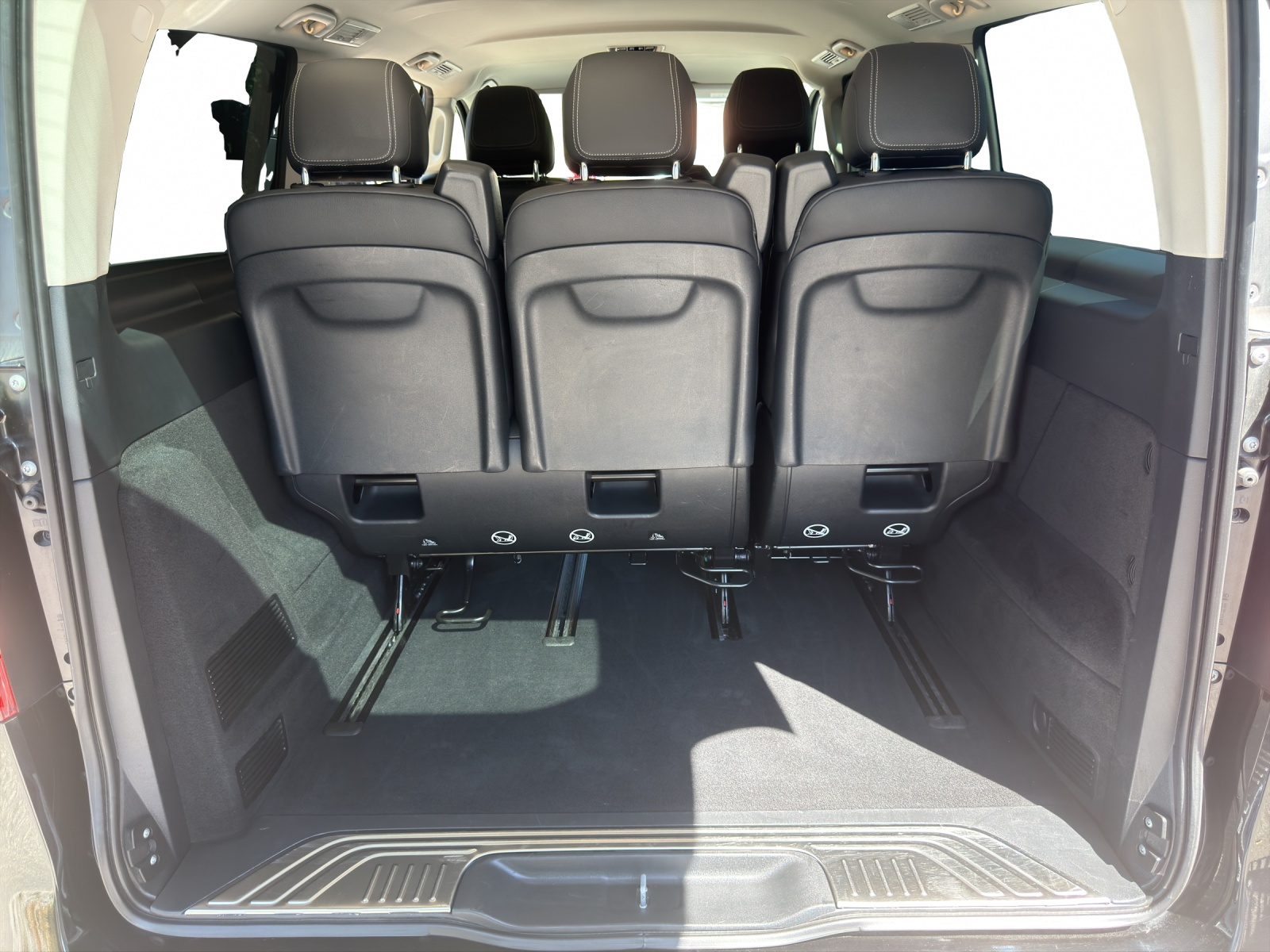MERCEDES-BENZ V 250 d Avantgarde L 4M-image-16