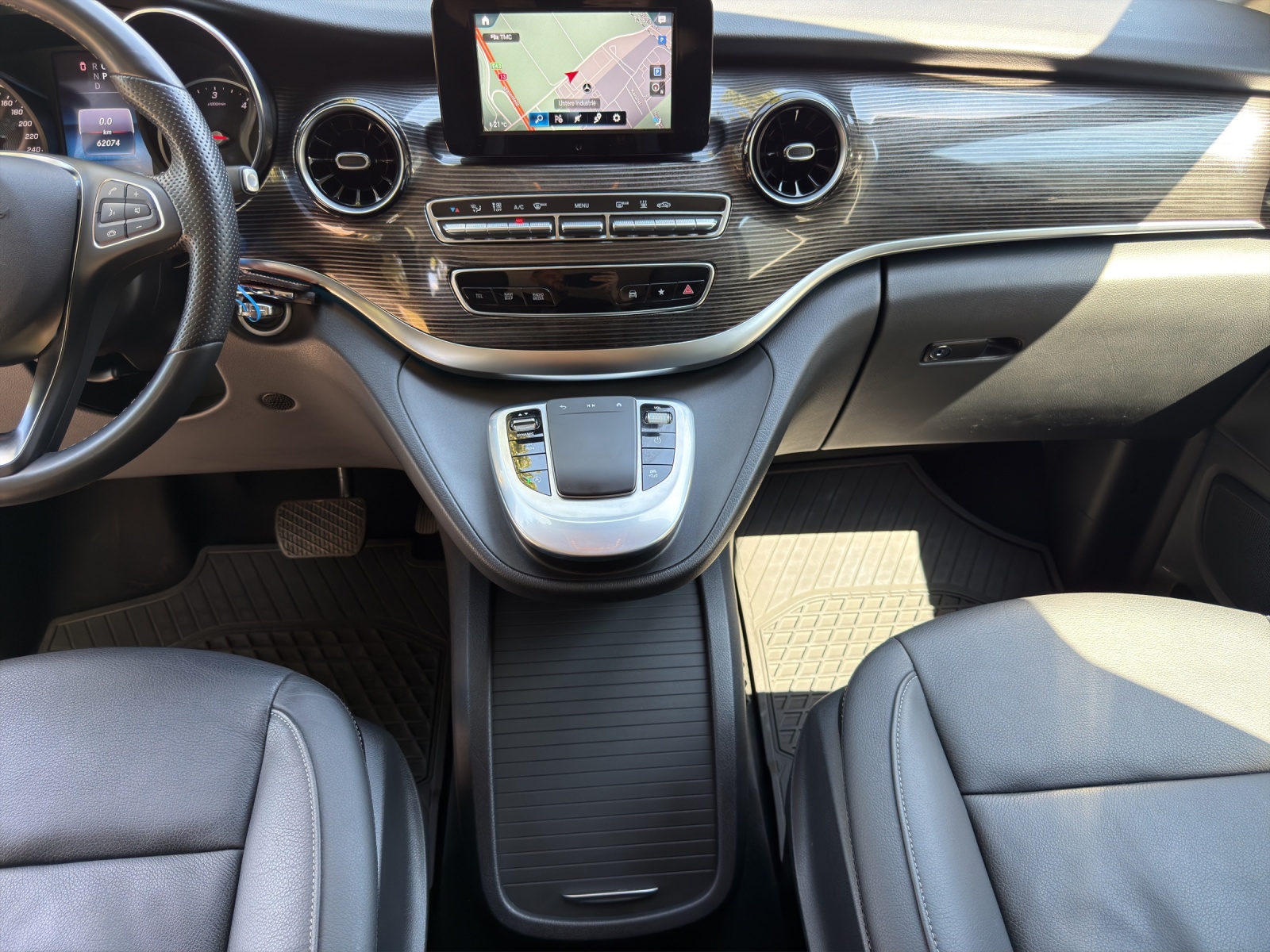 MERCEDES-BENZ V 250 d Avantgarde L 4M-image-9