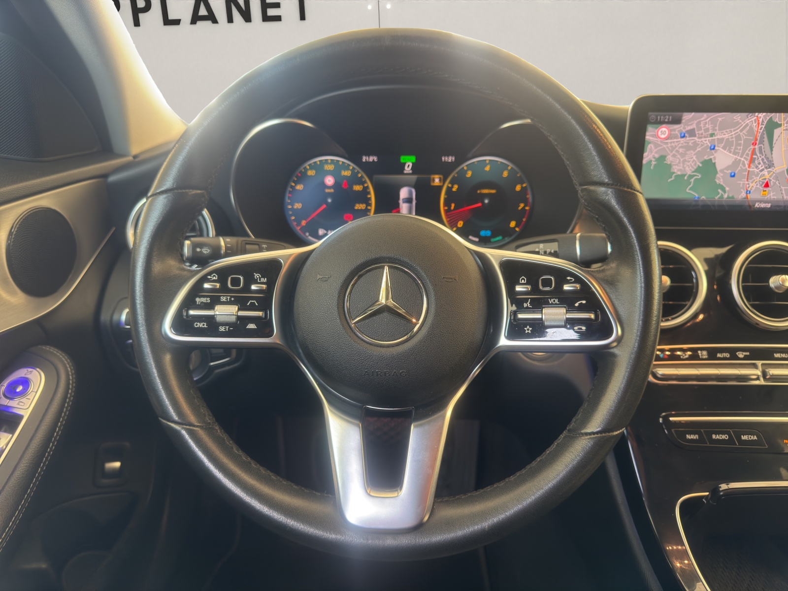 MERCEDES-BENZ C-Klasse S205 Kombi C 200 AMG Line 4x4 184PS-image-10