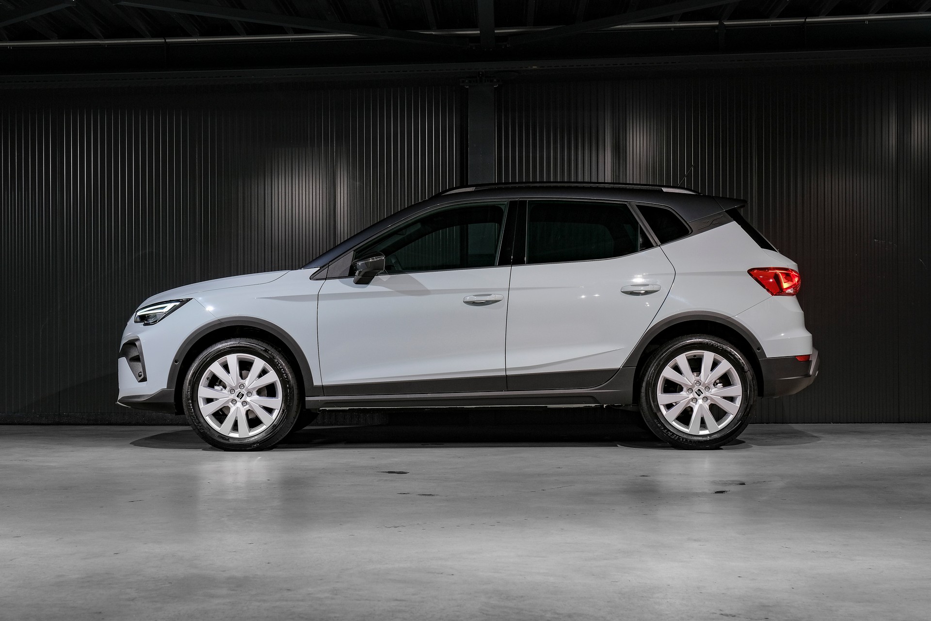 SEAT Arona 1.0 TSI Eco Style DSG-image-8