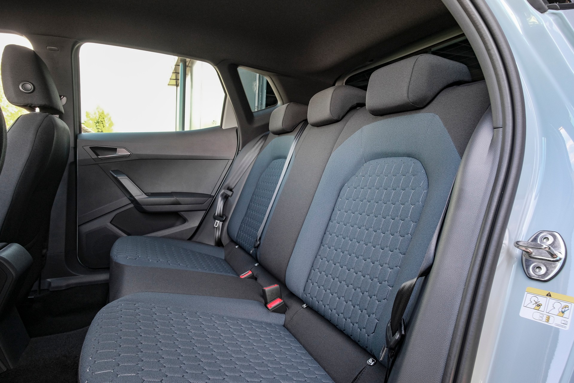 SEAT Arona 1.0 TSI Eco Style DSG-image-11