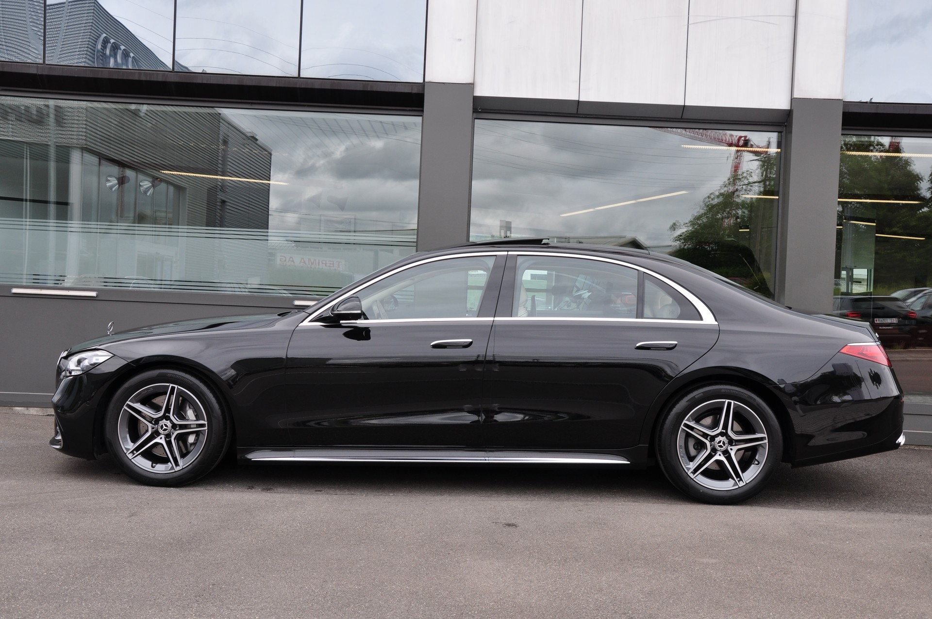 MERCEDES-BENZ S 450 L 4Matic AMG Line 9G-Tronic-image-4