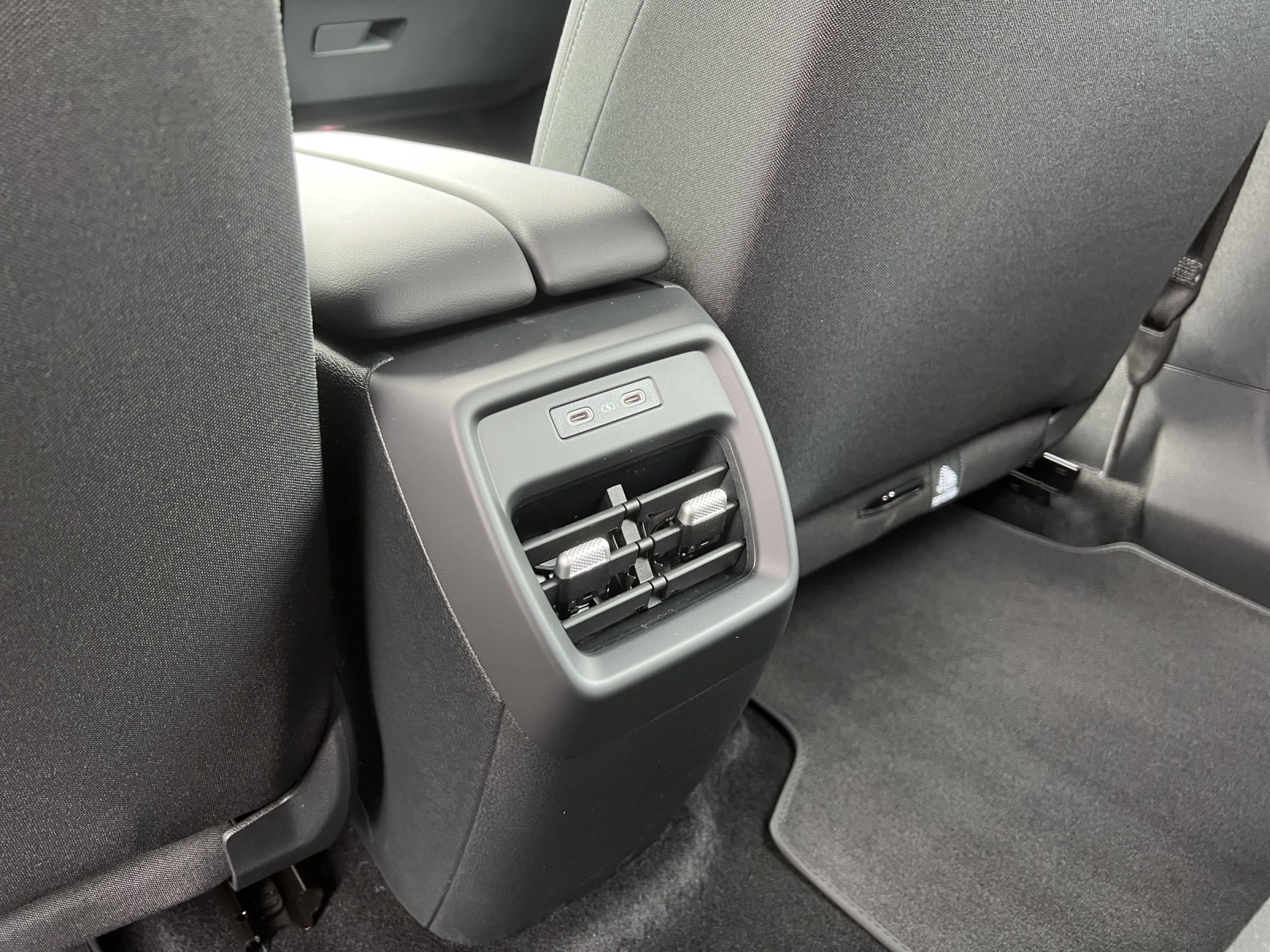 VW ID.3 Neo 50 kWh 170PS Trend-image-15