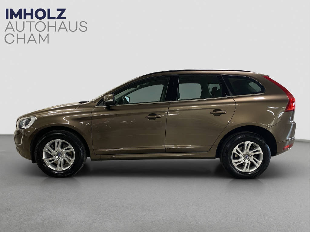 VOLVO XC60 2.0 D4 Momentum S/S-image-1