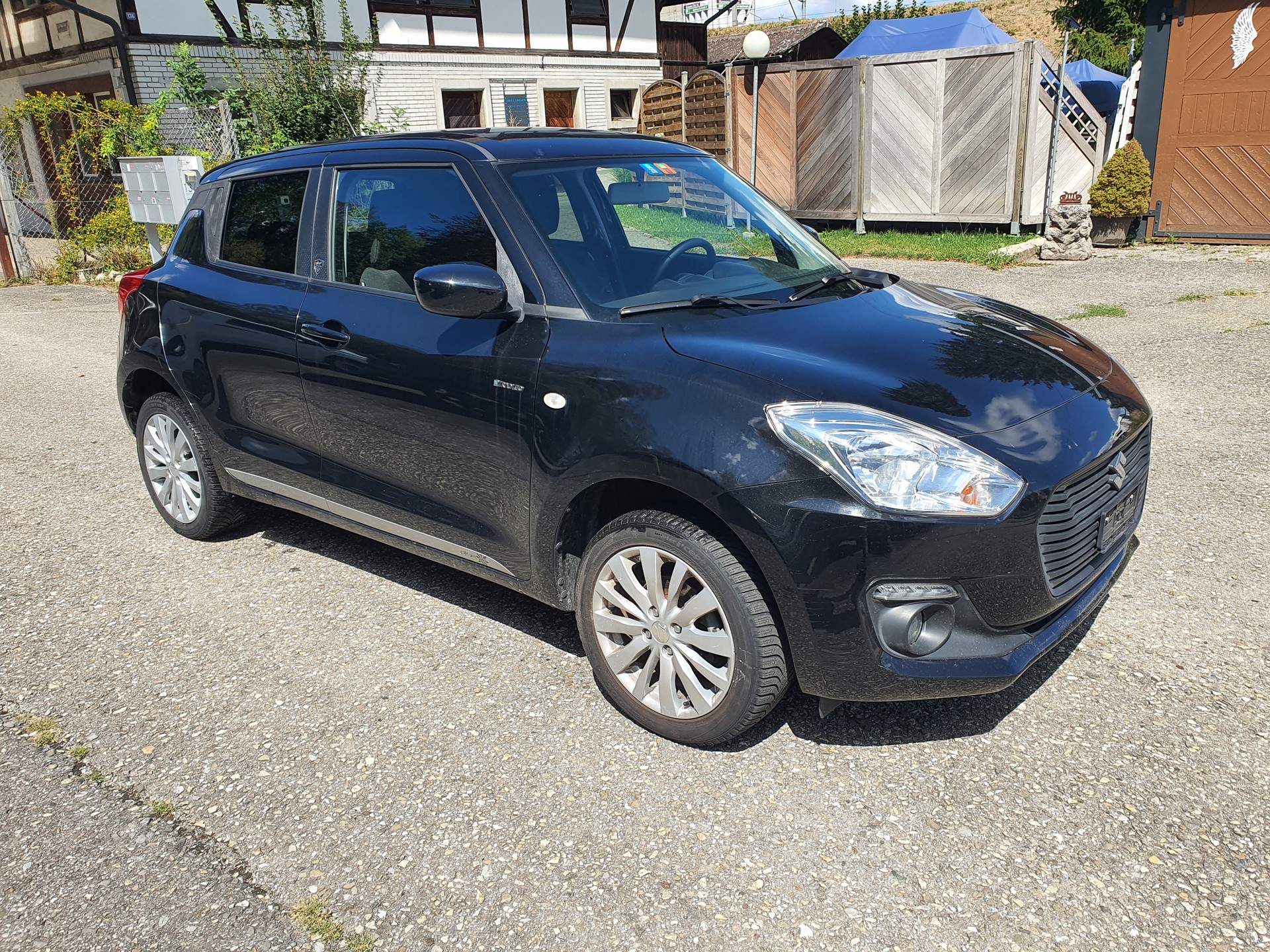 SUZUKI Swift 1.2i Tradizio Allgrip 4x4-image-2