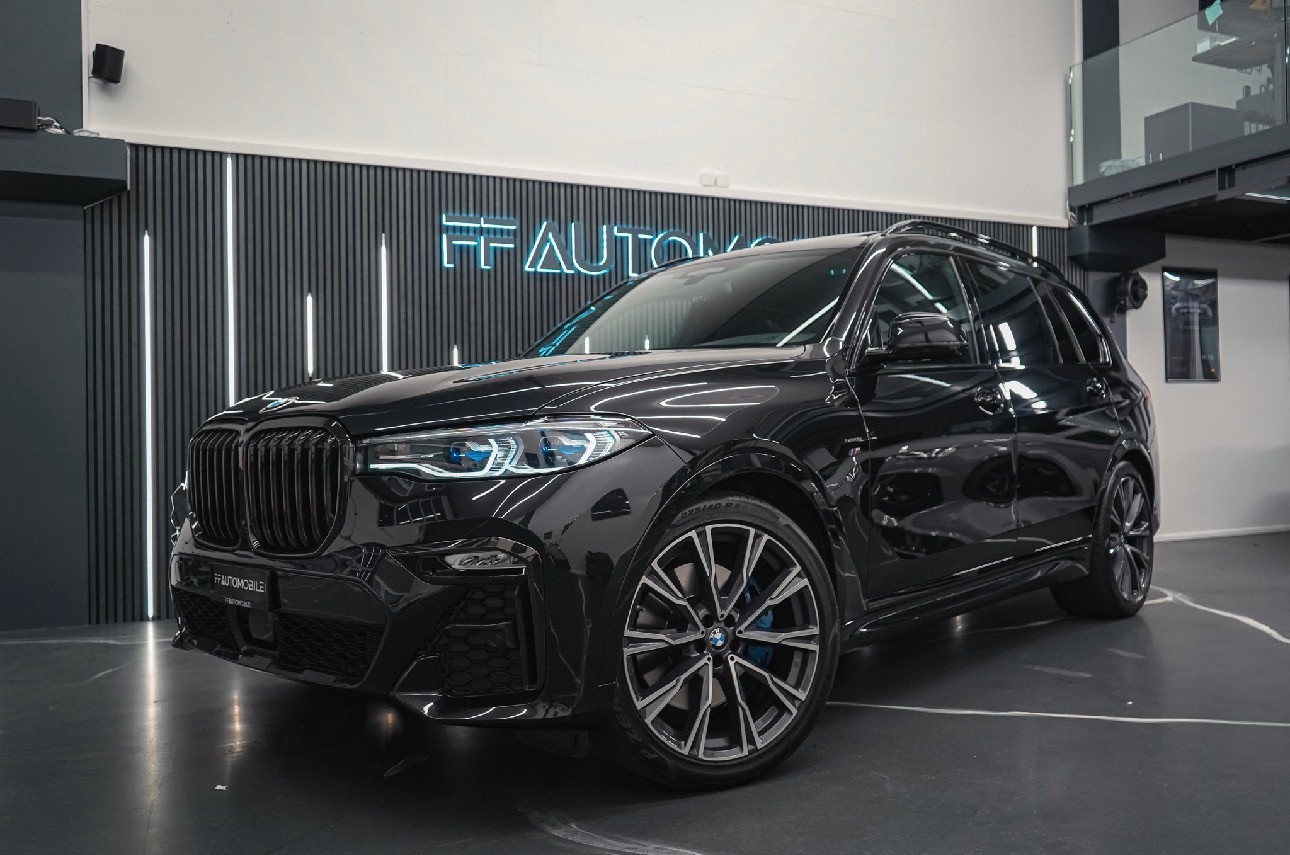 BMW M50i-image-0
