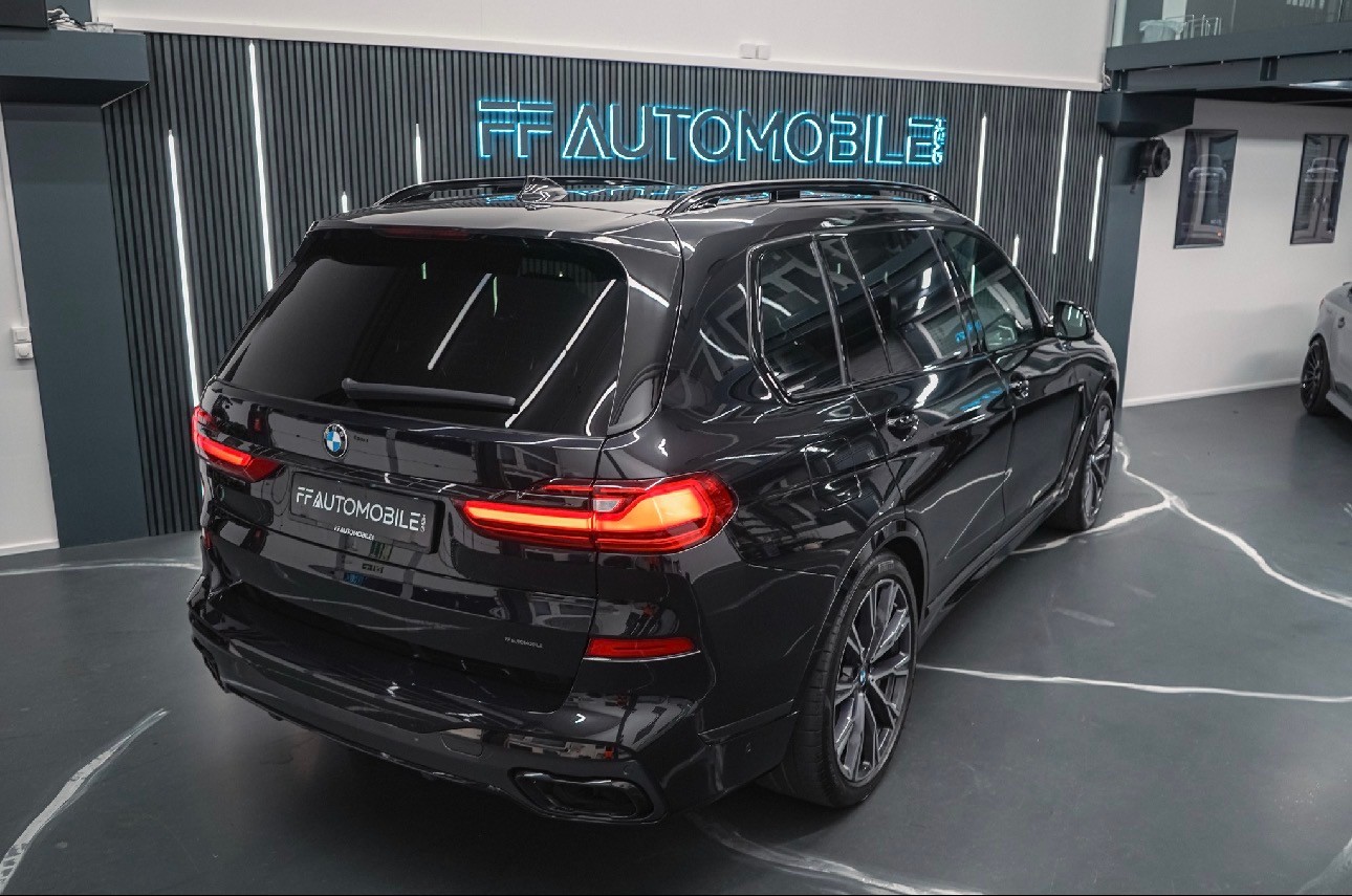 BMW M50i-image-5