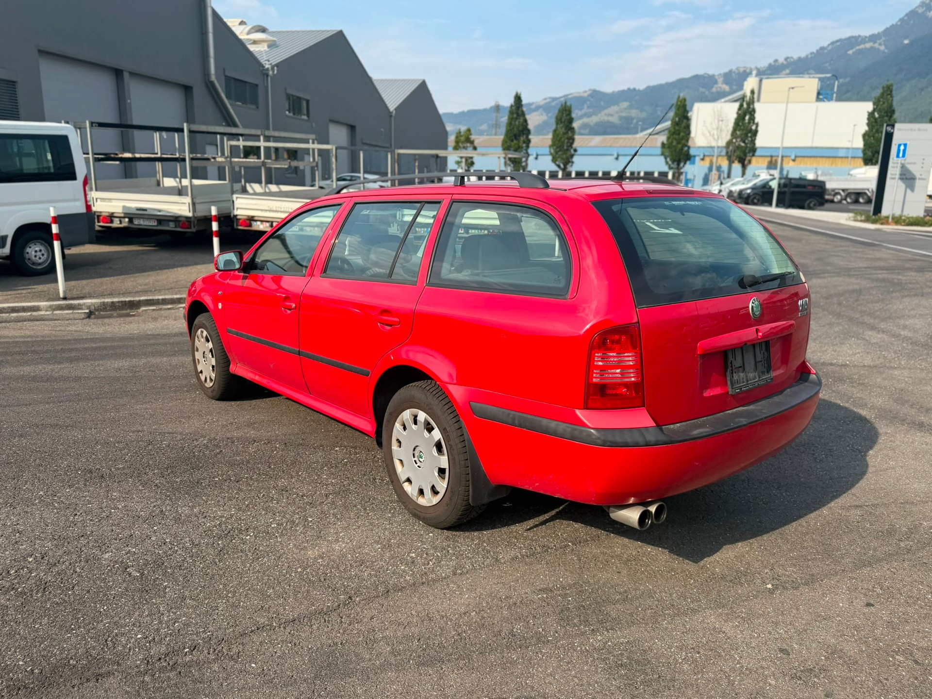 SKODA Octavia 2.0 Elegance 4x4-image-5