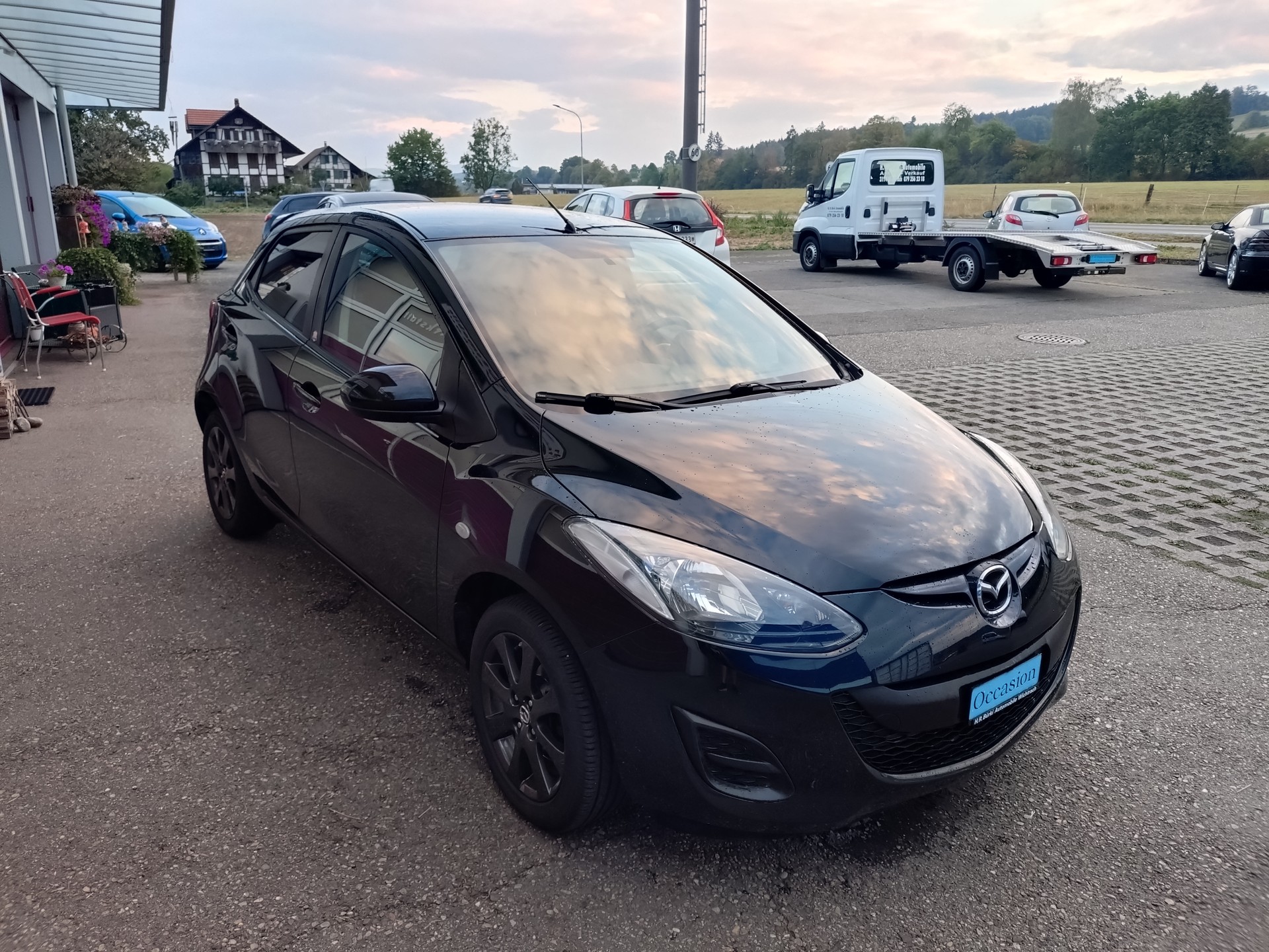MAZDA 2 1.3i 16V Voila ma Suisse Edition-image-3